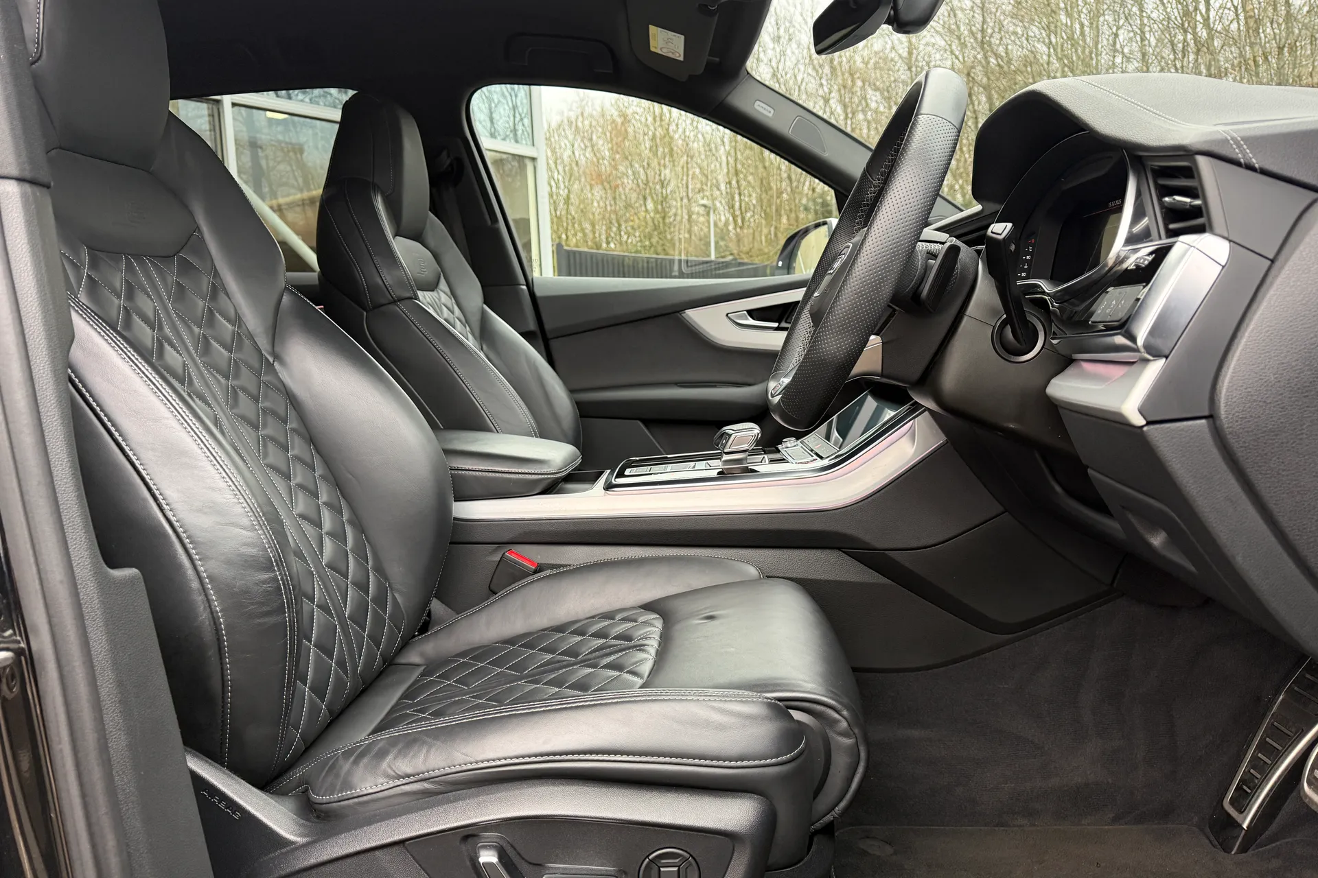 Audi Q7 thumbnail image number 13