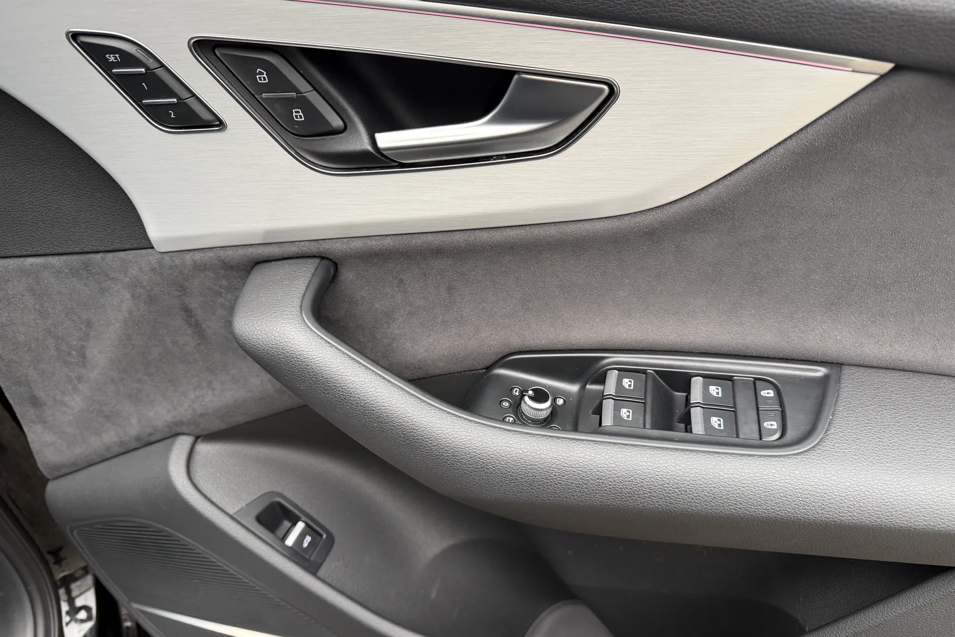 Audi Q7 thumbnail image number 54