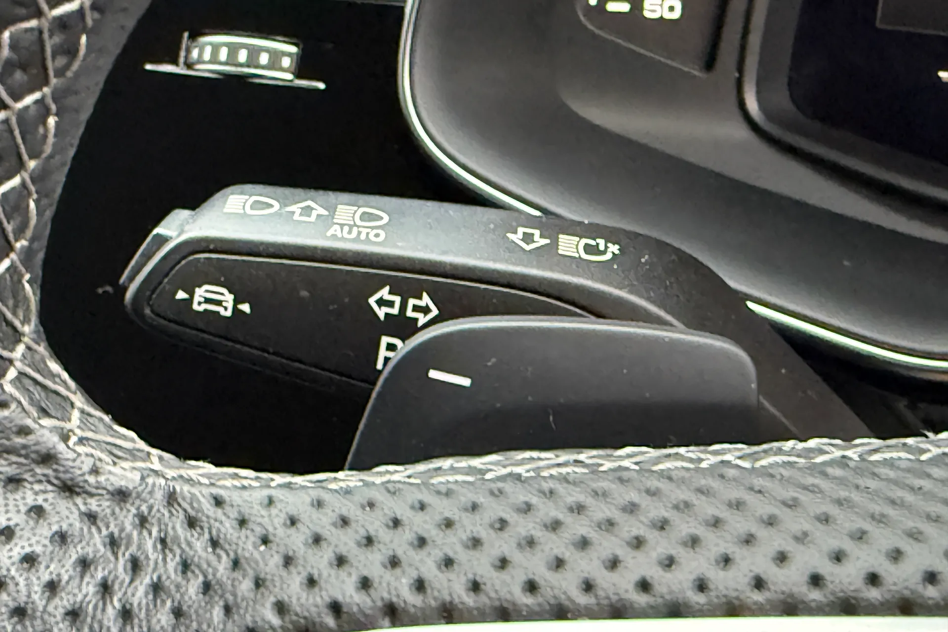 Audi Q7 thumbnail image number 66