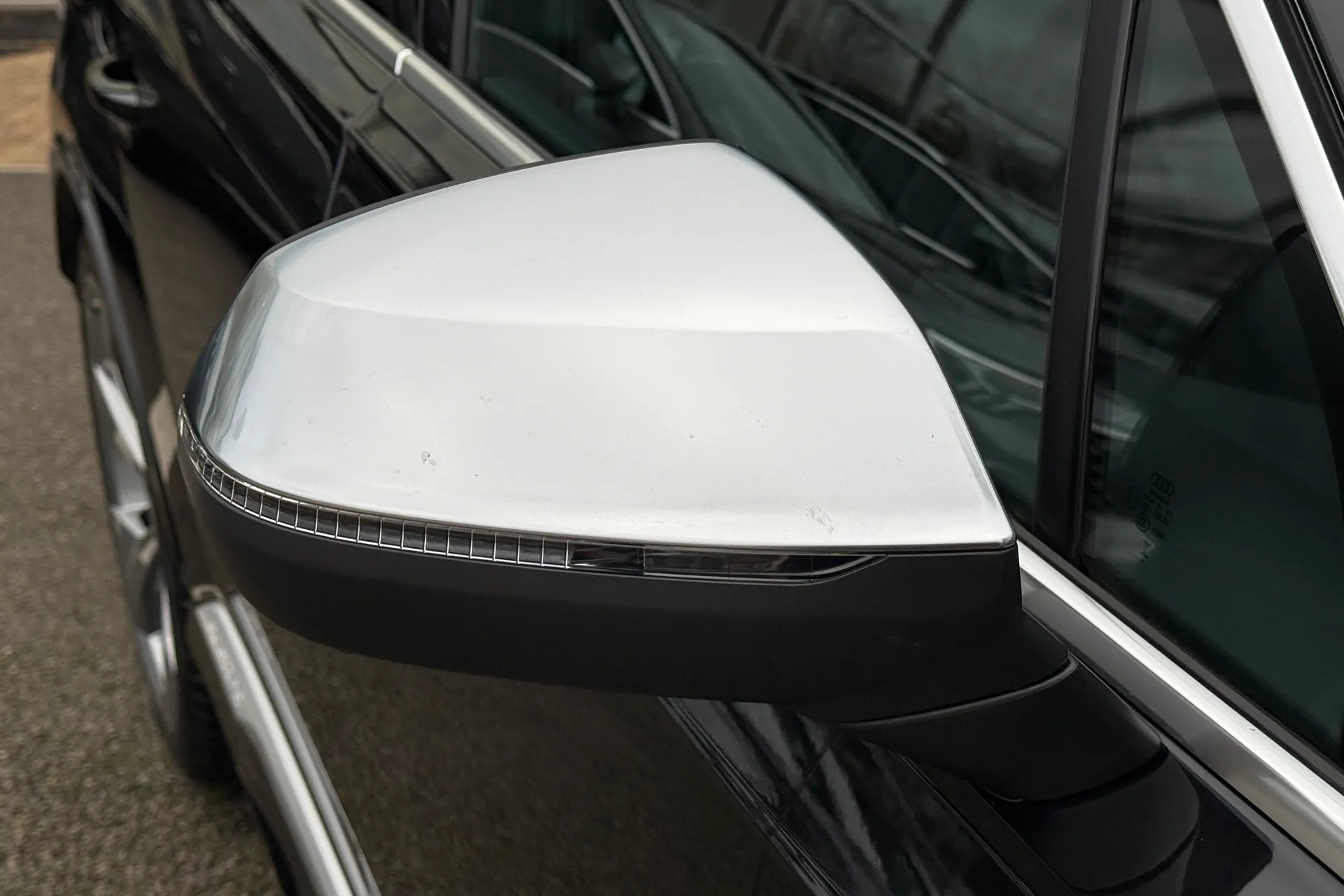 Audi Q7 thumbnail image number 46