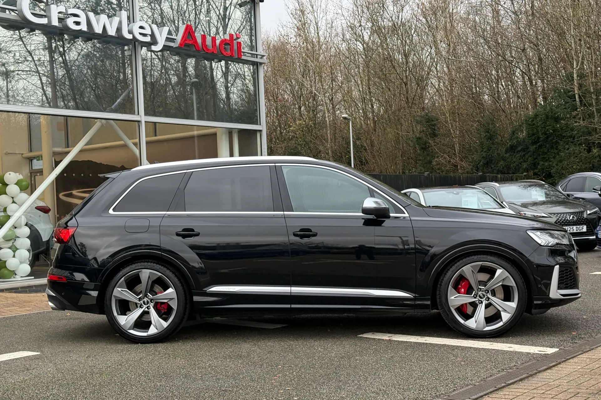 Audi Q7 thumbnail image number 2