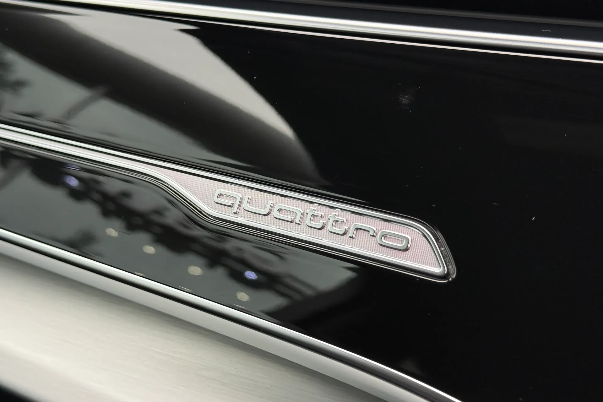 Audi Q7 thumbnail image number 45