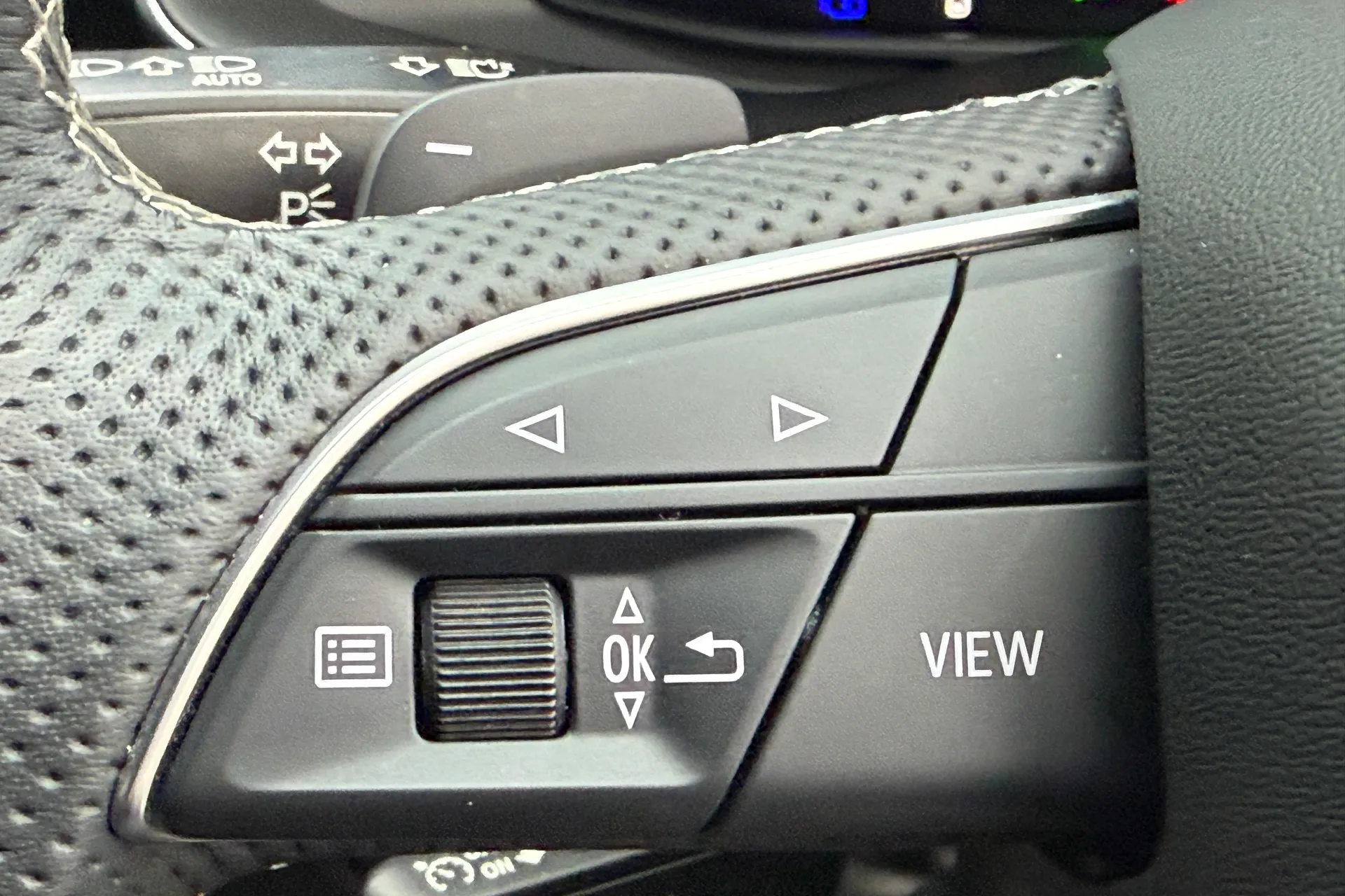 Audi Q7 thumbnail image number 61