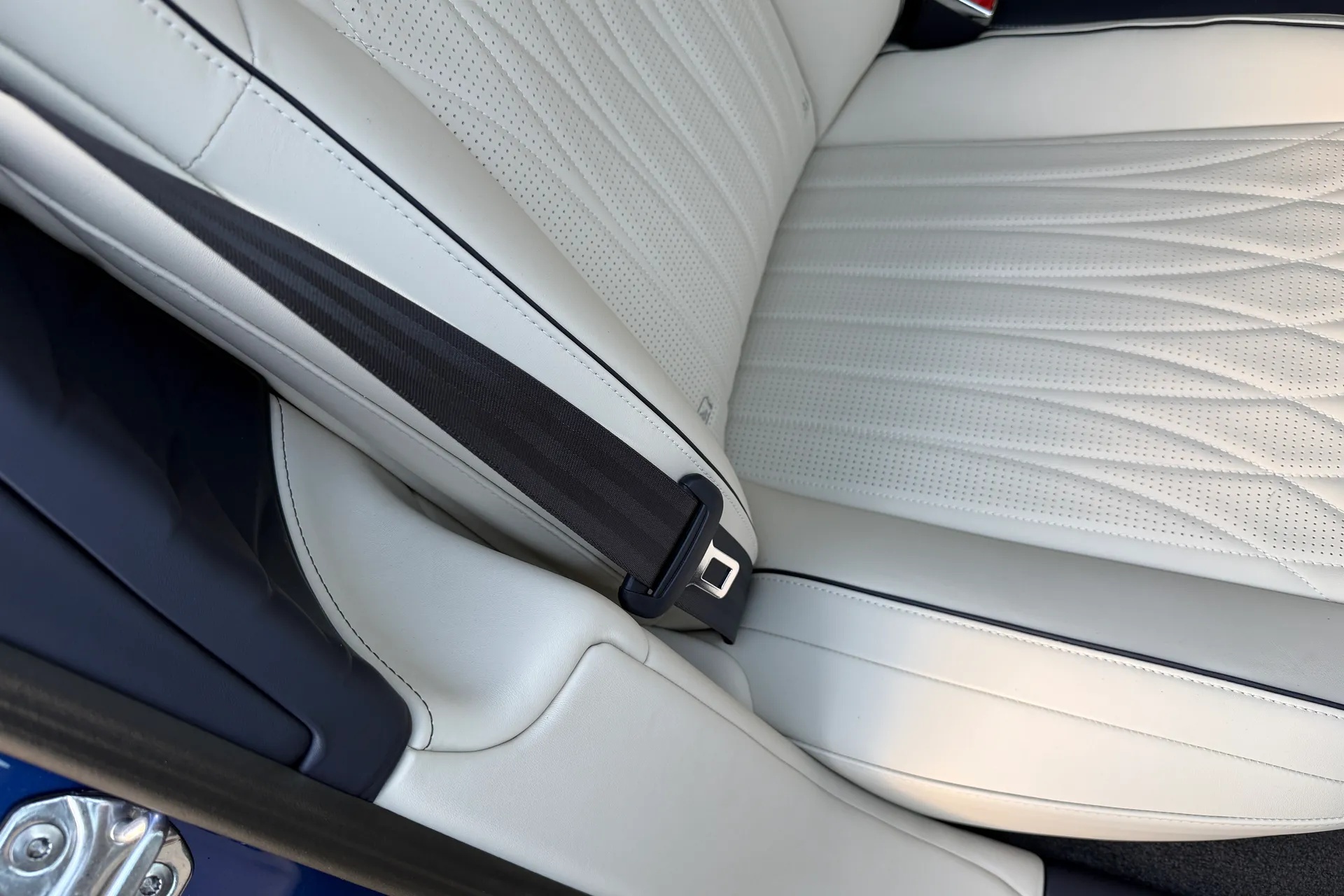 Bentley FLYING SPUR thumbnail image number 25