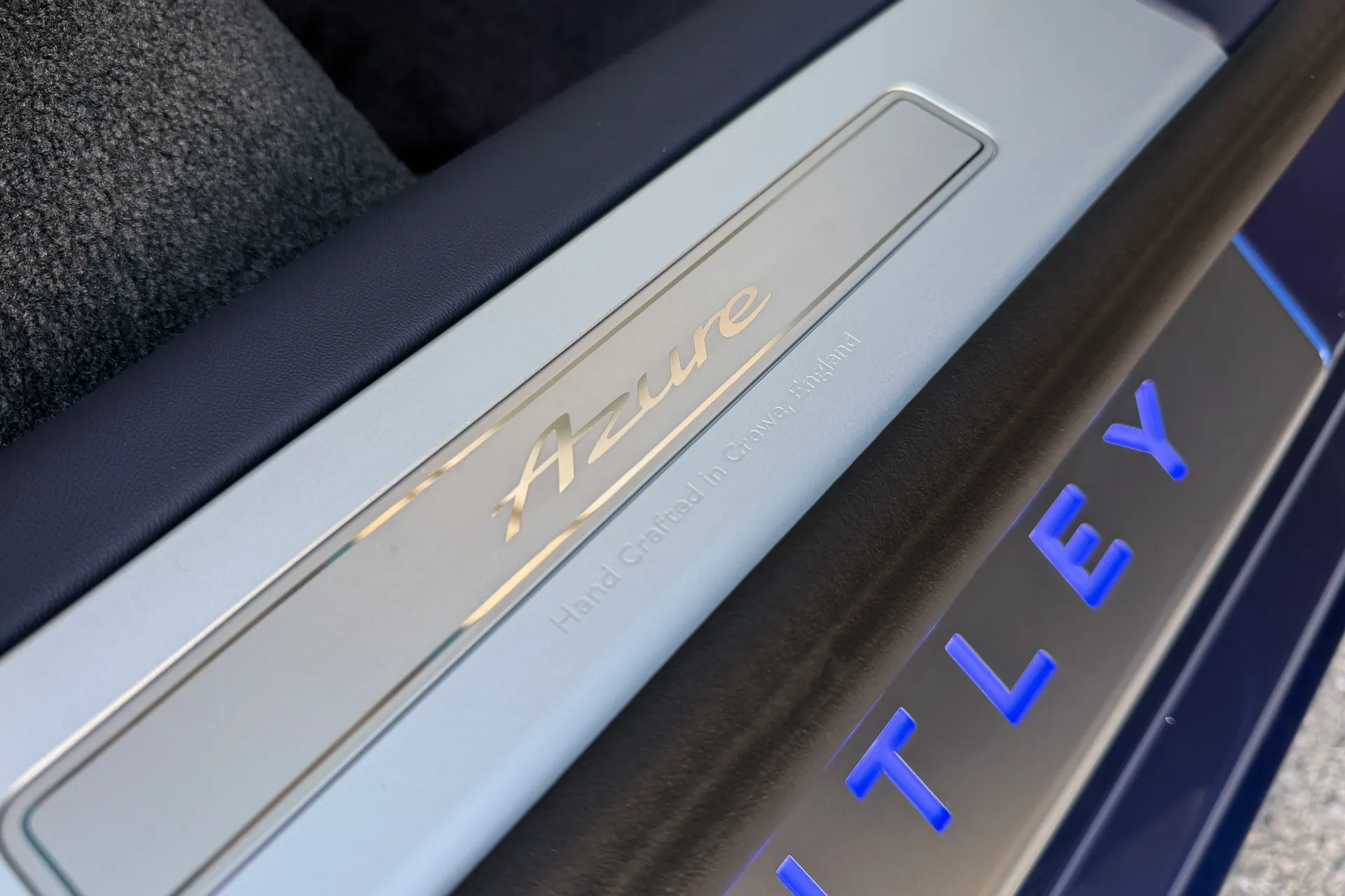 Bentley FLYING SPUR thumbnail image number 24