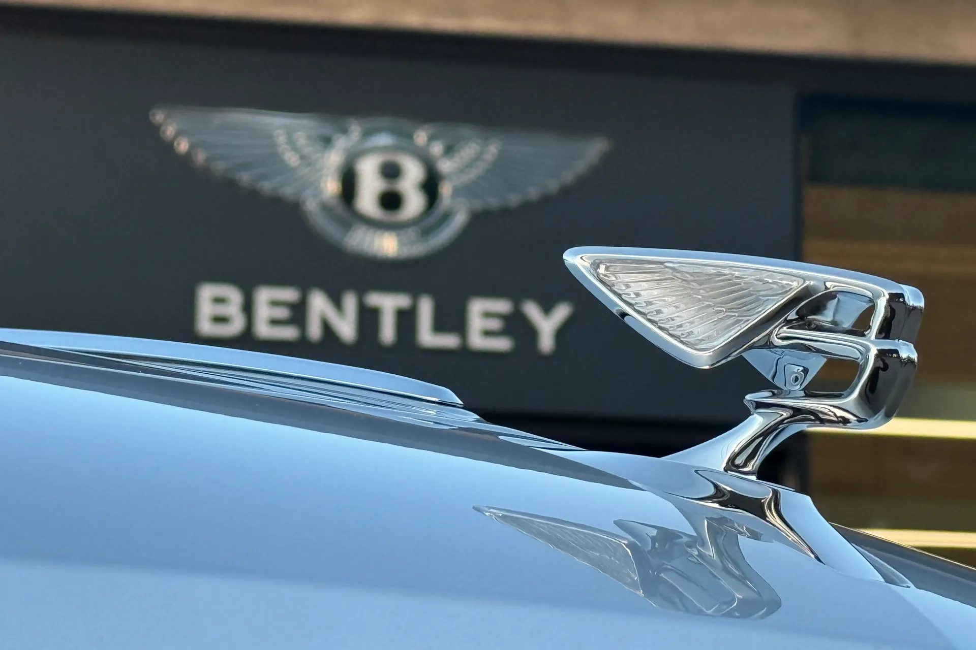 Bentley FLYING SPUR thumbnail image number 3