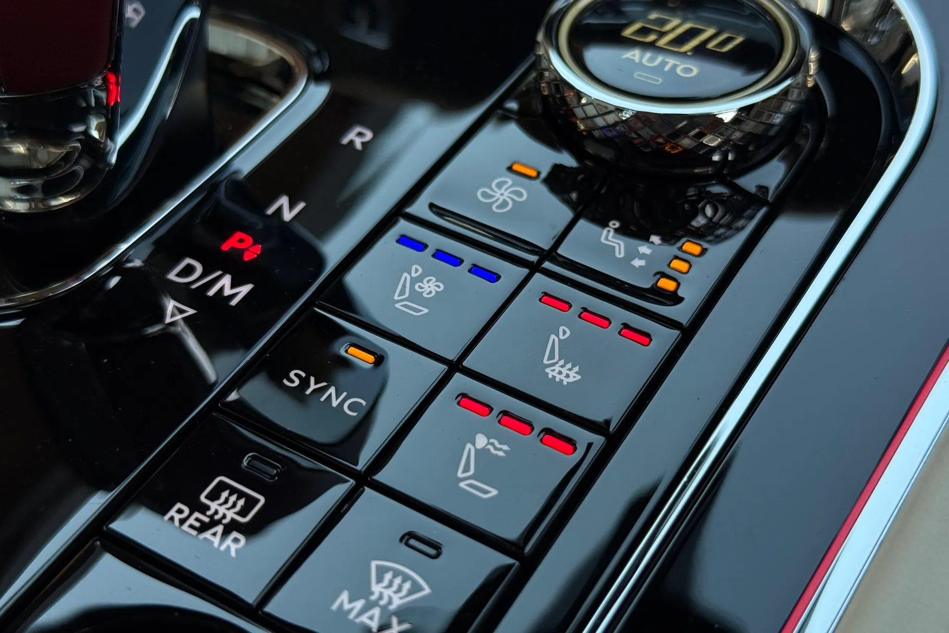 Bentley CONTINENTAL GTC thumbnail image number 39