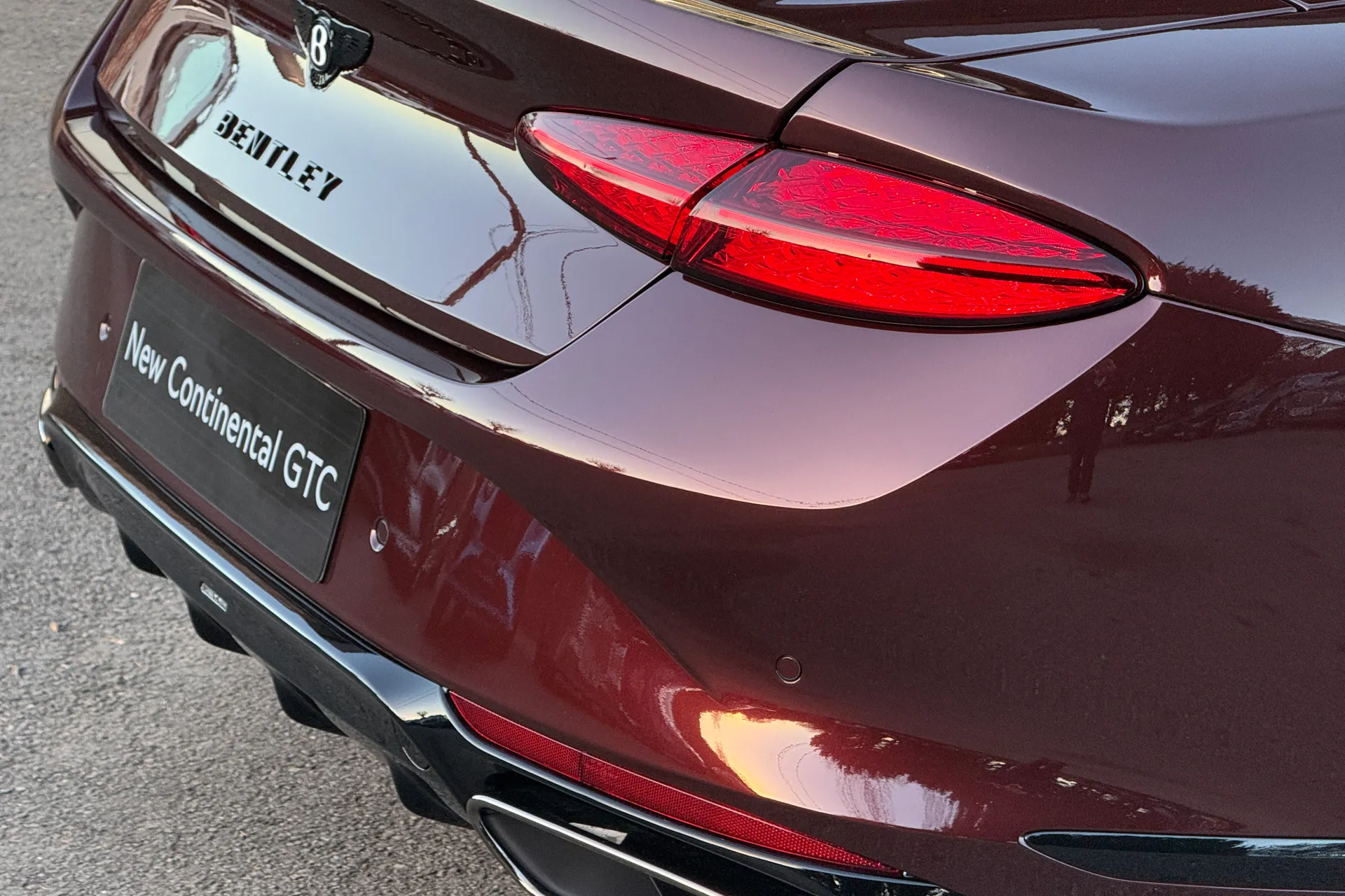 Bentley CONTINENTAL GTC thumbnail image number 28