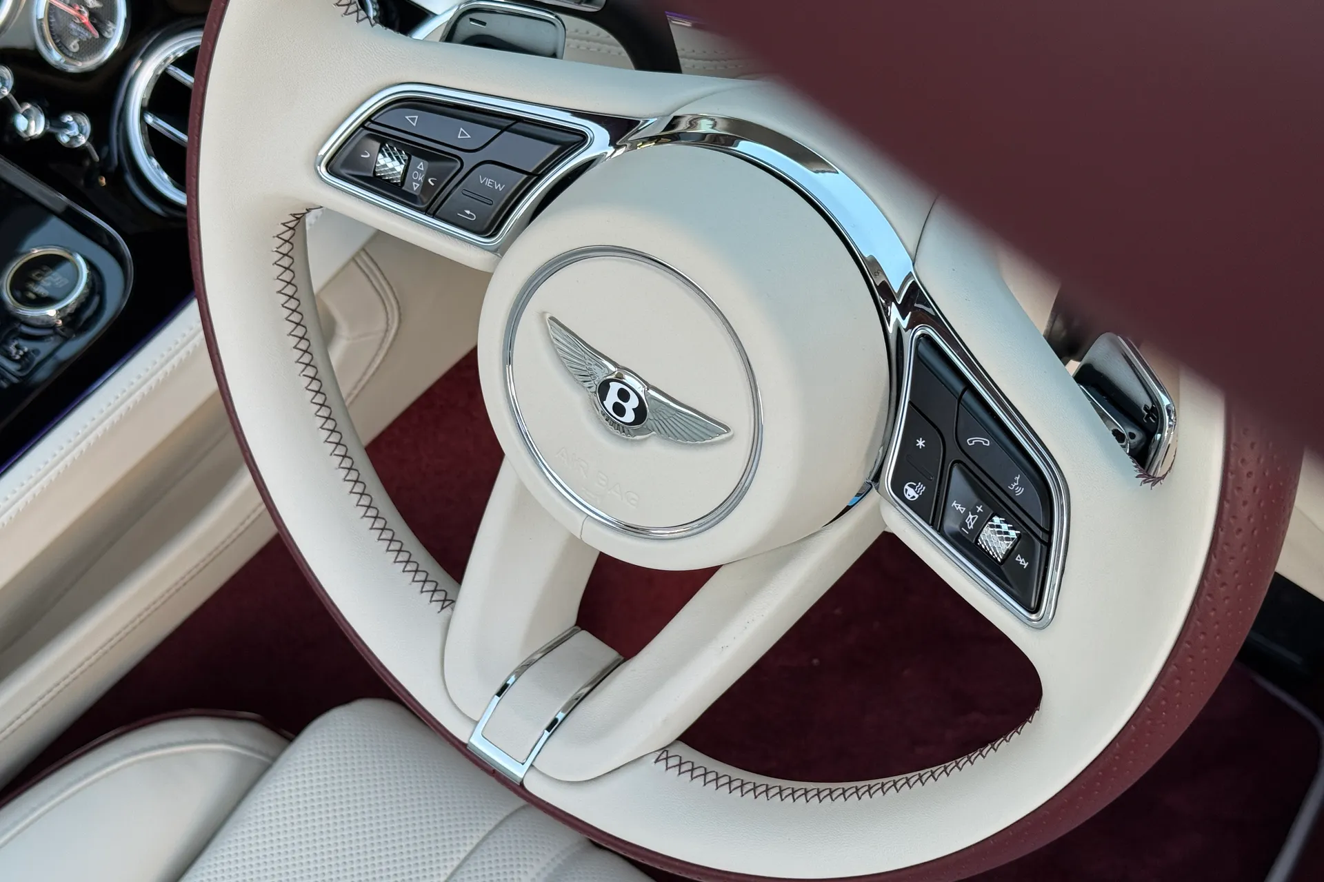 Bentley CONTINENTAL GTC thumbnail image number 20