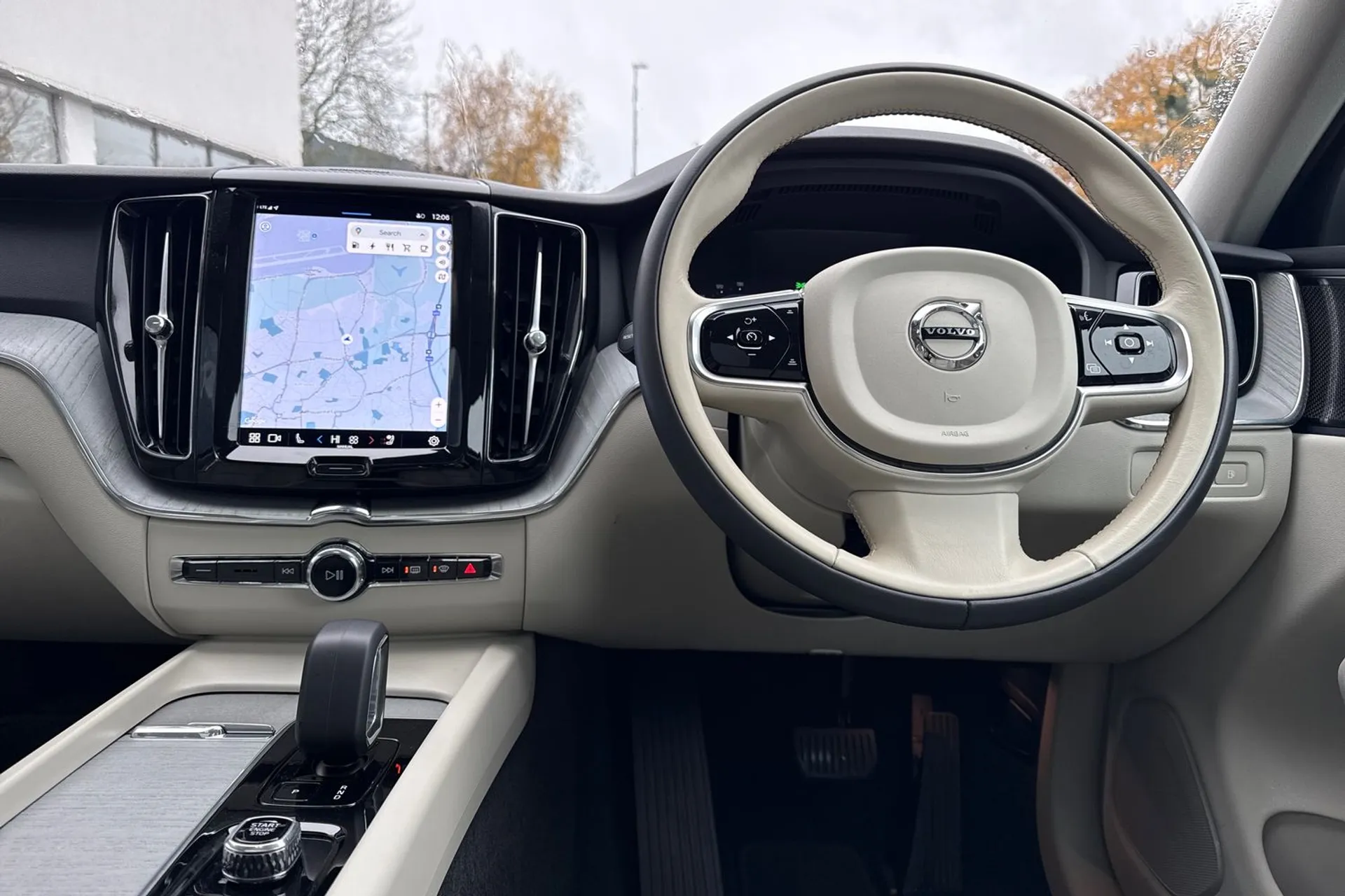 Volvo XC60 thumbnail image number 34