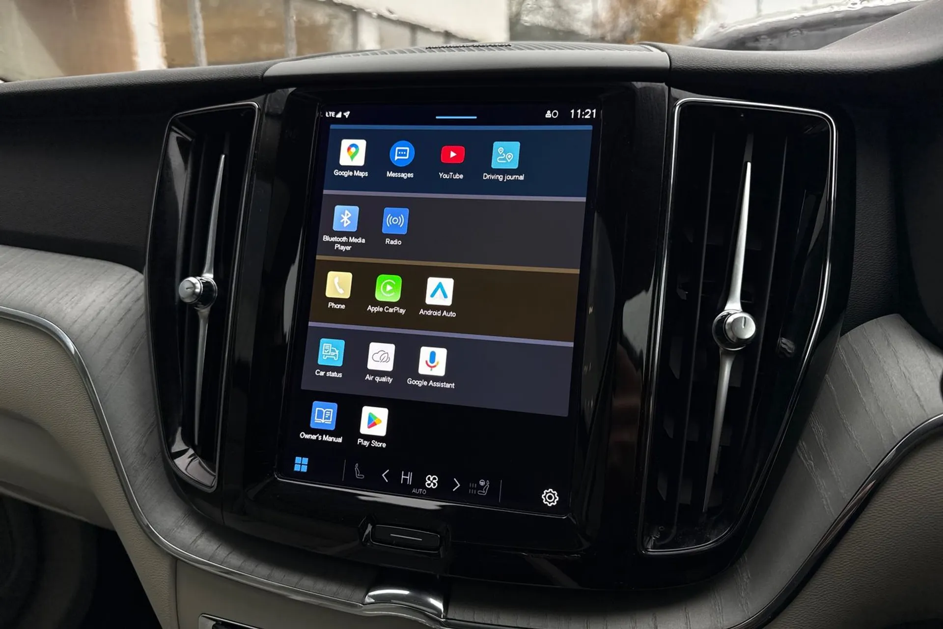 Volvo XC60 thumbnail image number 41