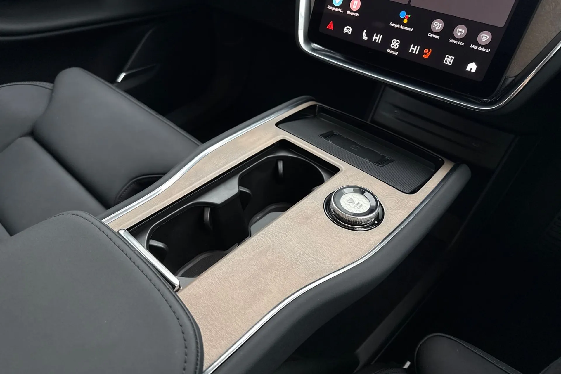 Volvo EX90 thumbnail image number 47