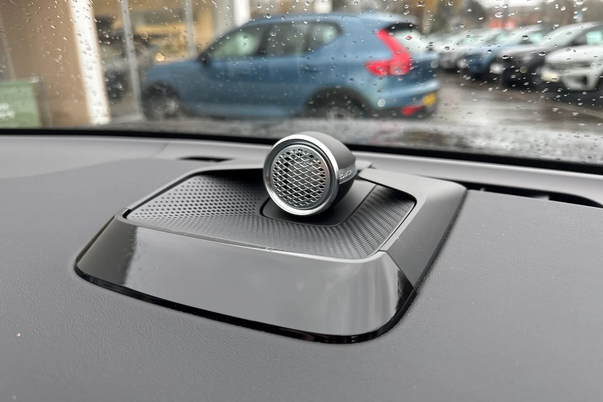 Volvo EX90 thumbnail image number 46