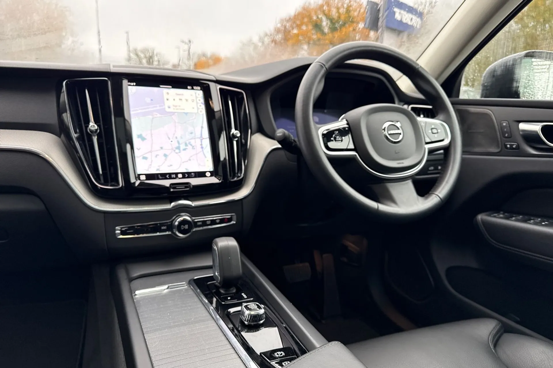 Volvo XC60 thumbnail image number 35