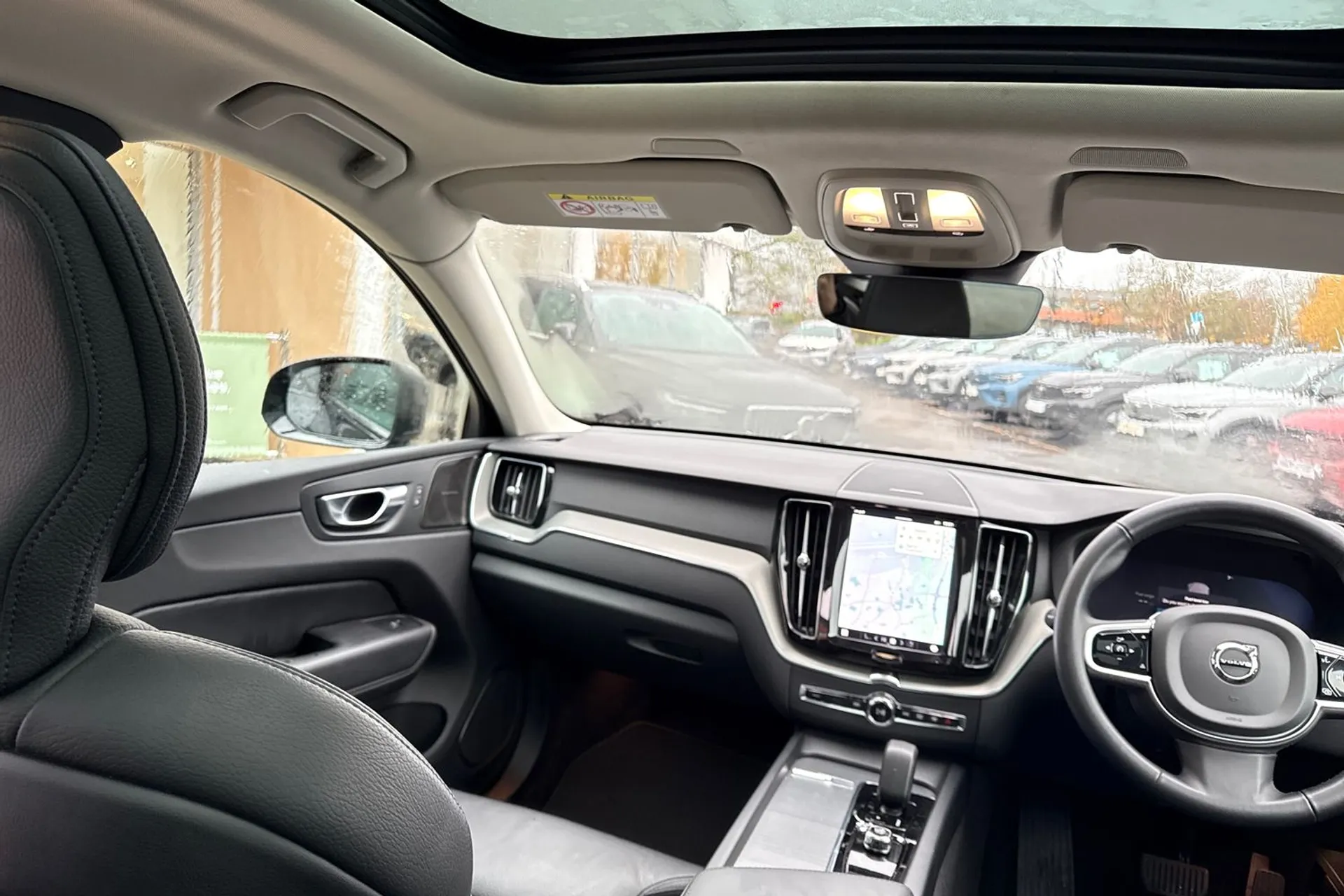 Volvo XC60 thumbnail image number 32