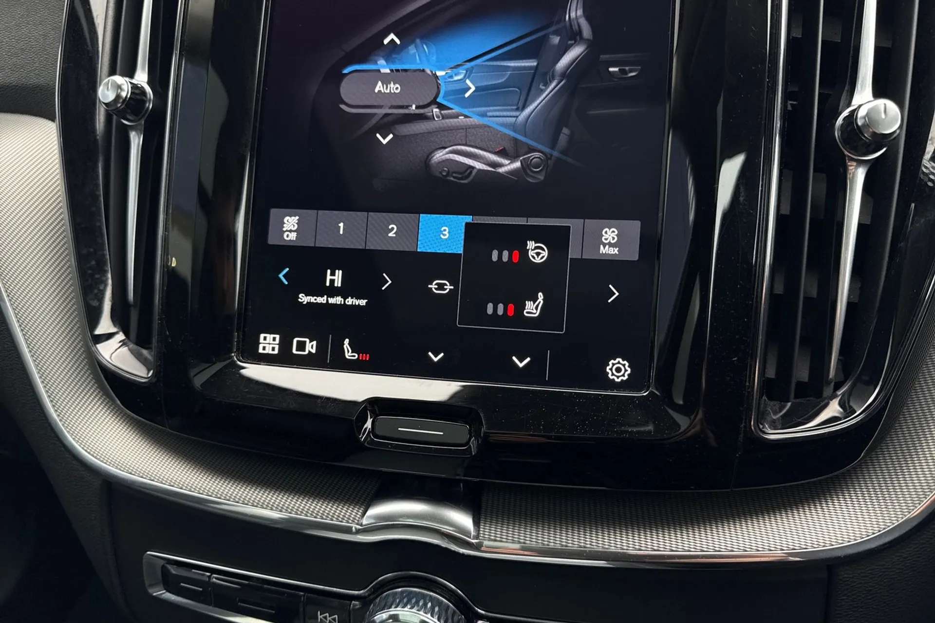 Volvo XC60 thumbnail image number 40