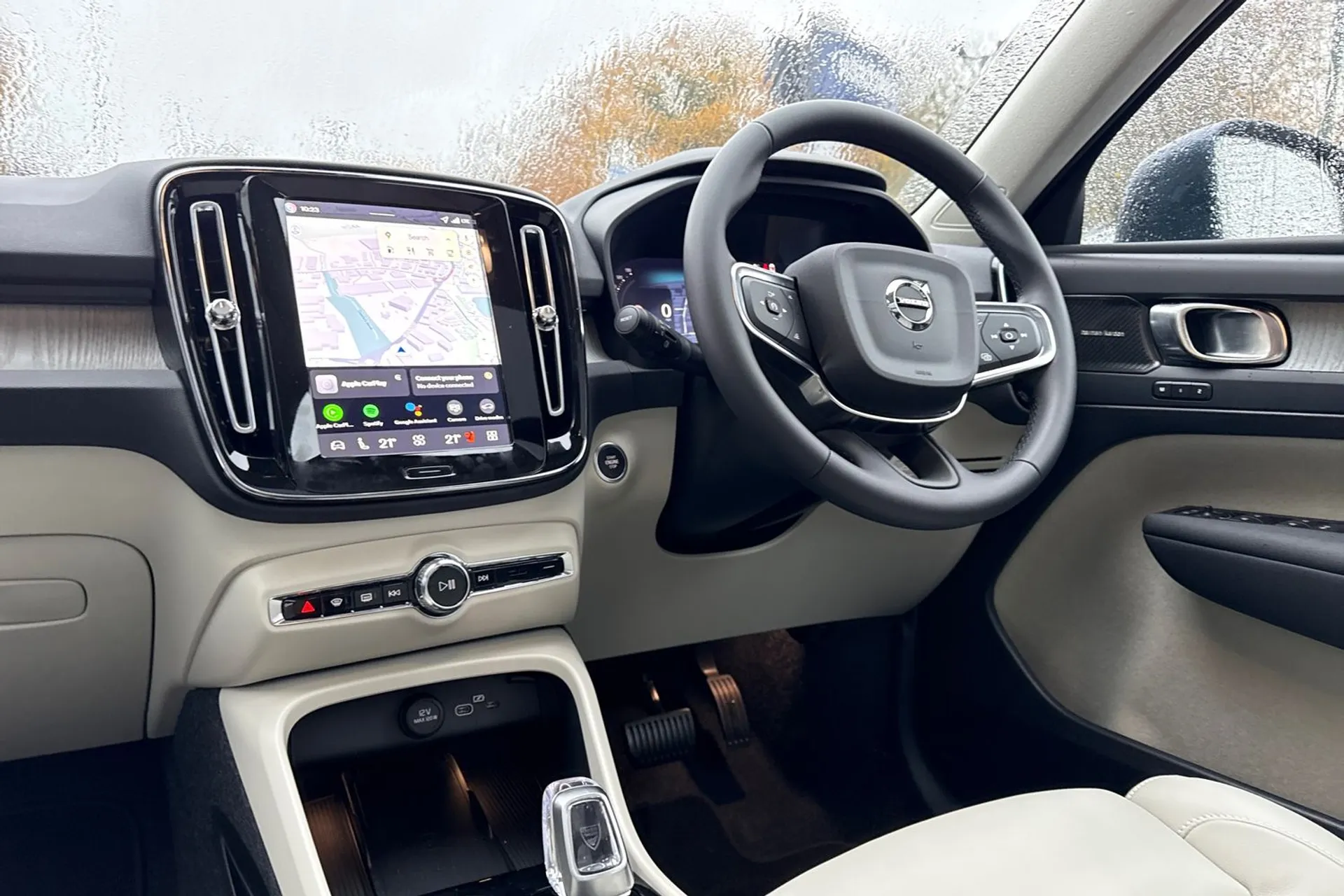 Volvo XC40 thumbnail image number 35