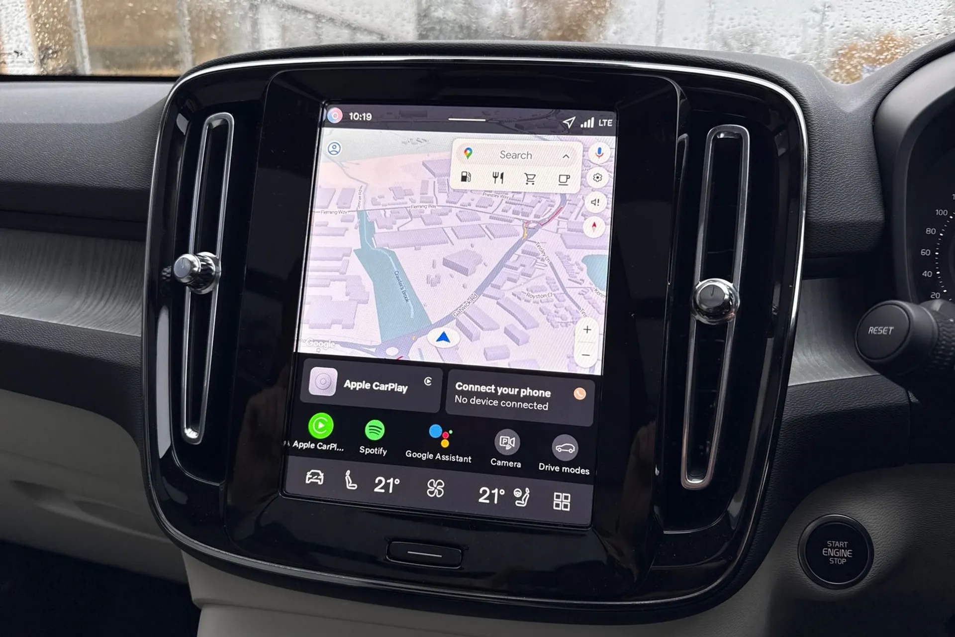 Volvo XC40 thumbnail image number 5