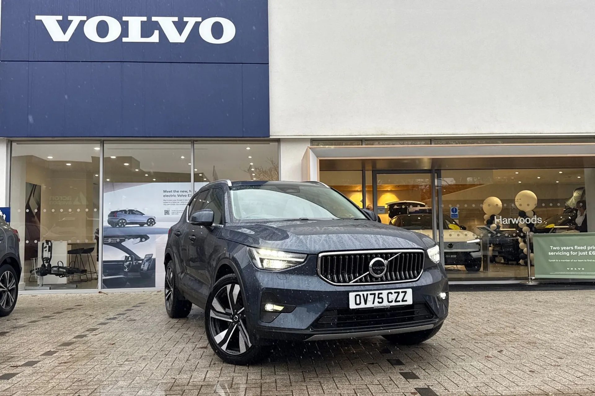 Volvo XC40 focused image