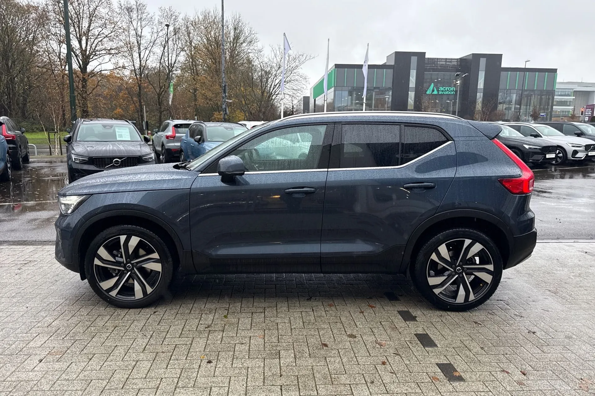 Volvo XC40 thumbnail image number 11