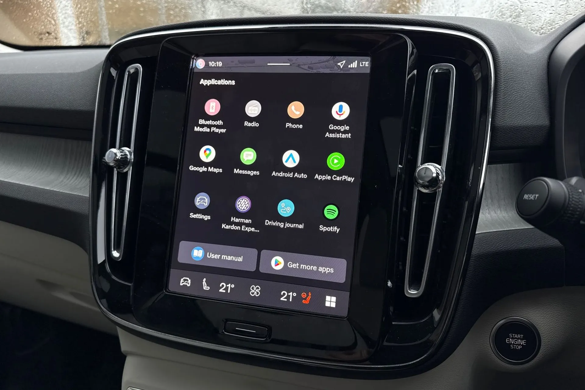 Volvo XC40 thumbnail image number 41