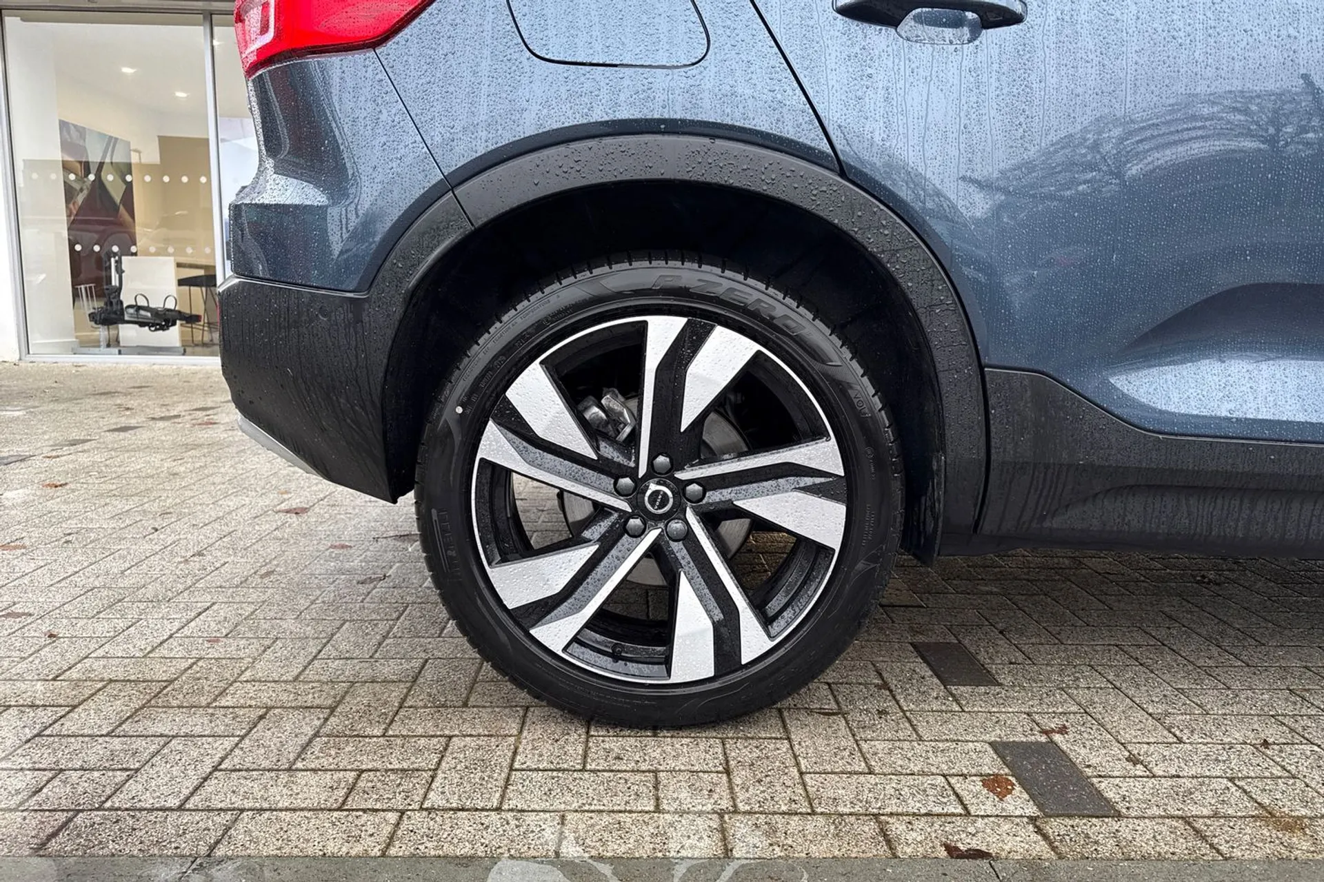 Volvo XC40 thumbnail image number 14