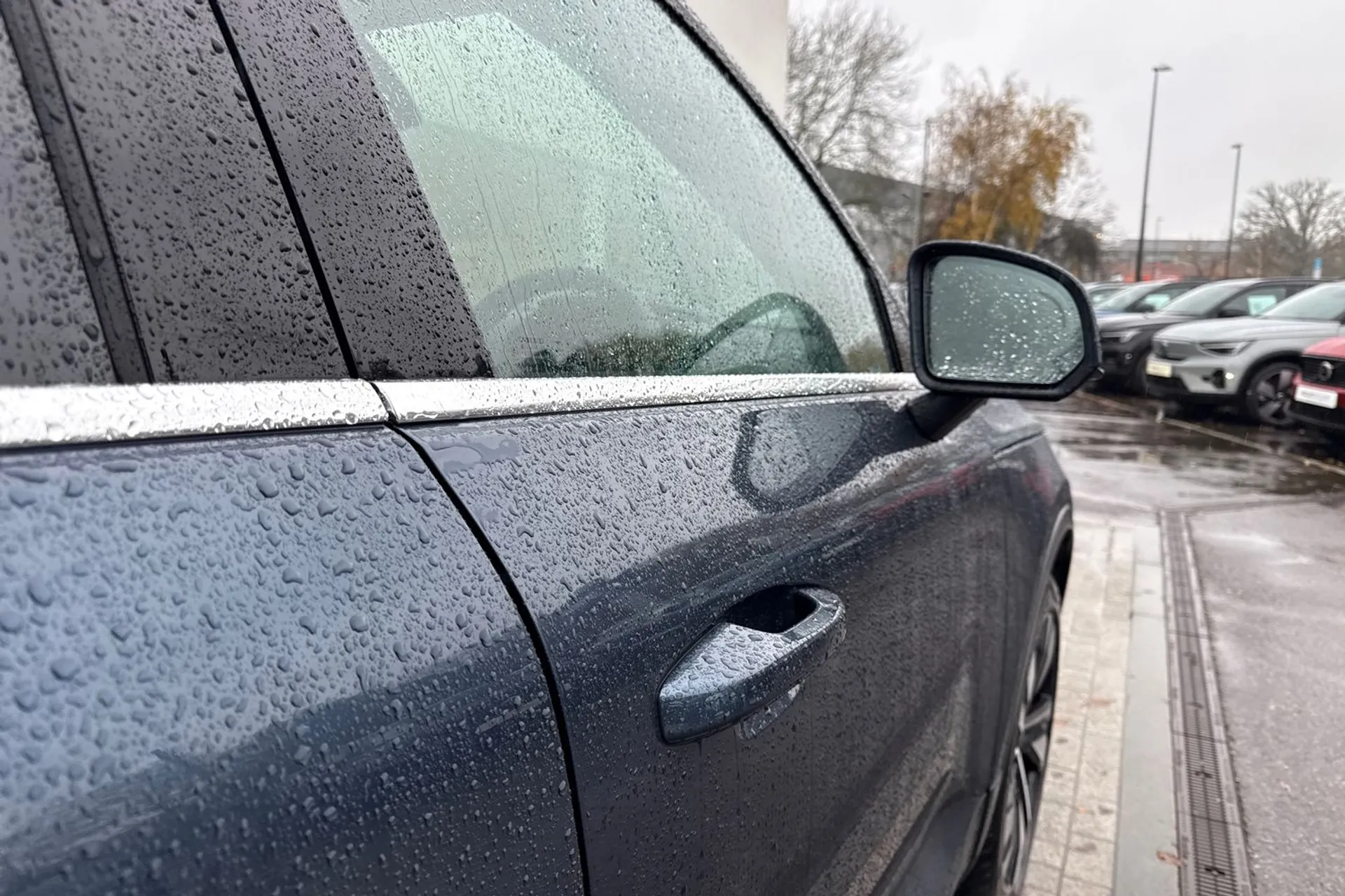 Volvo XC40 thumbnail image number 17