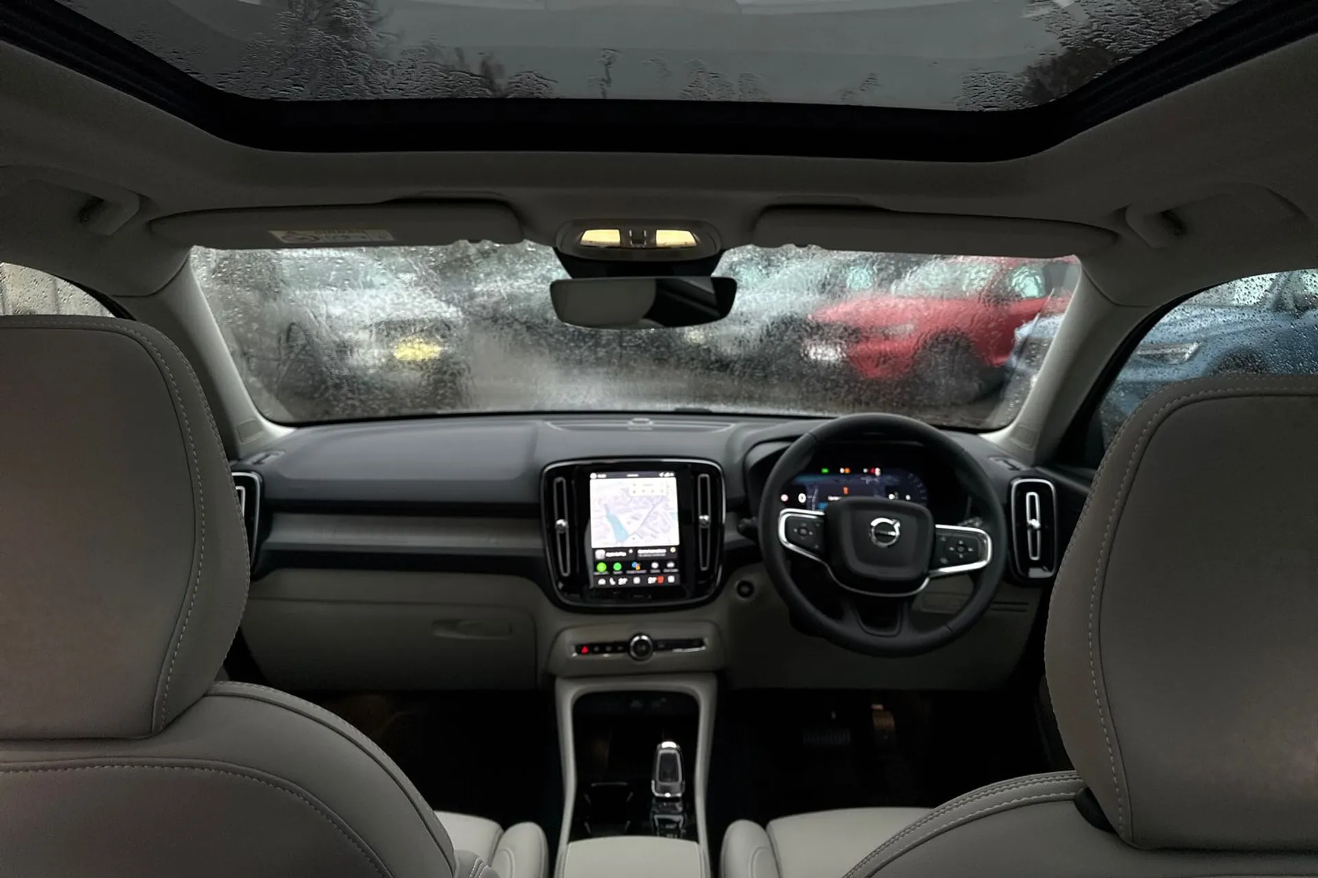 Volvo XC40 thumbnail image number 3