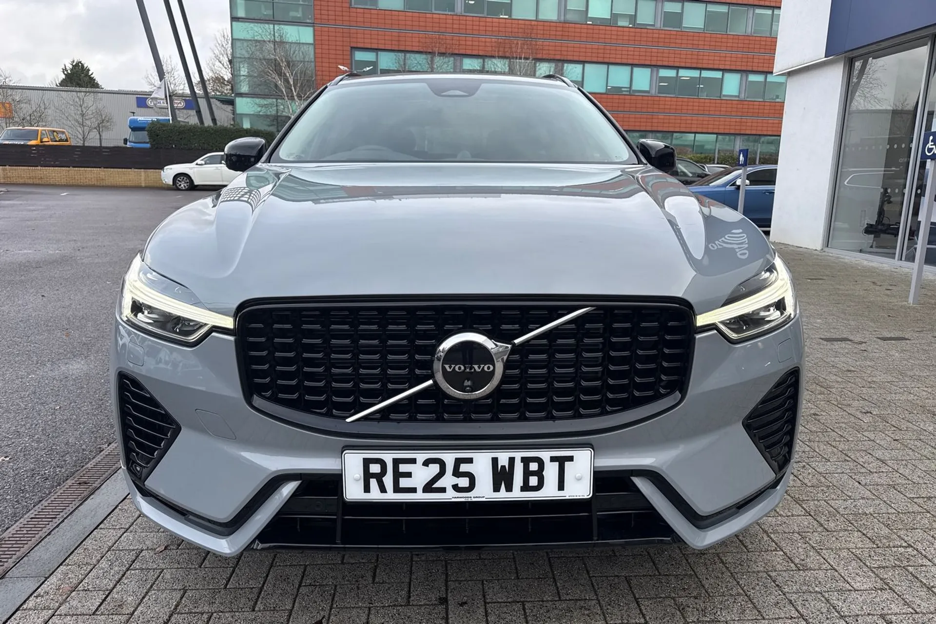 Volvo XC60 thumbnail image number 13