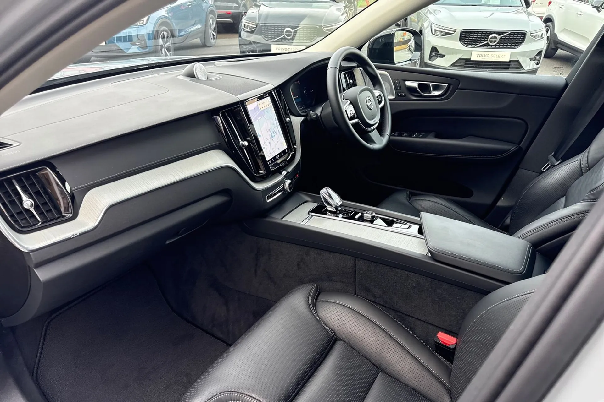 Volvo XC60 thumbnail image number 27