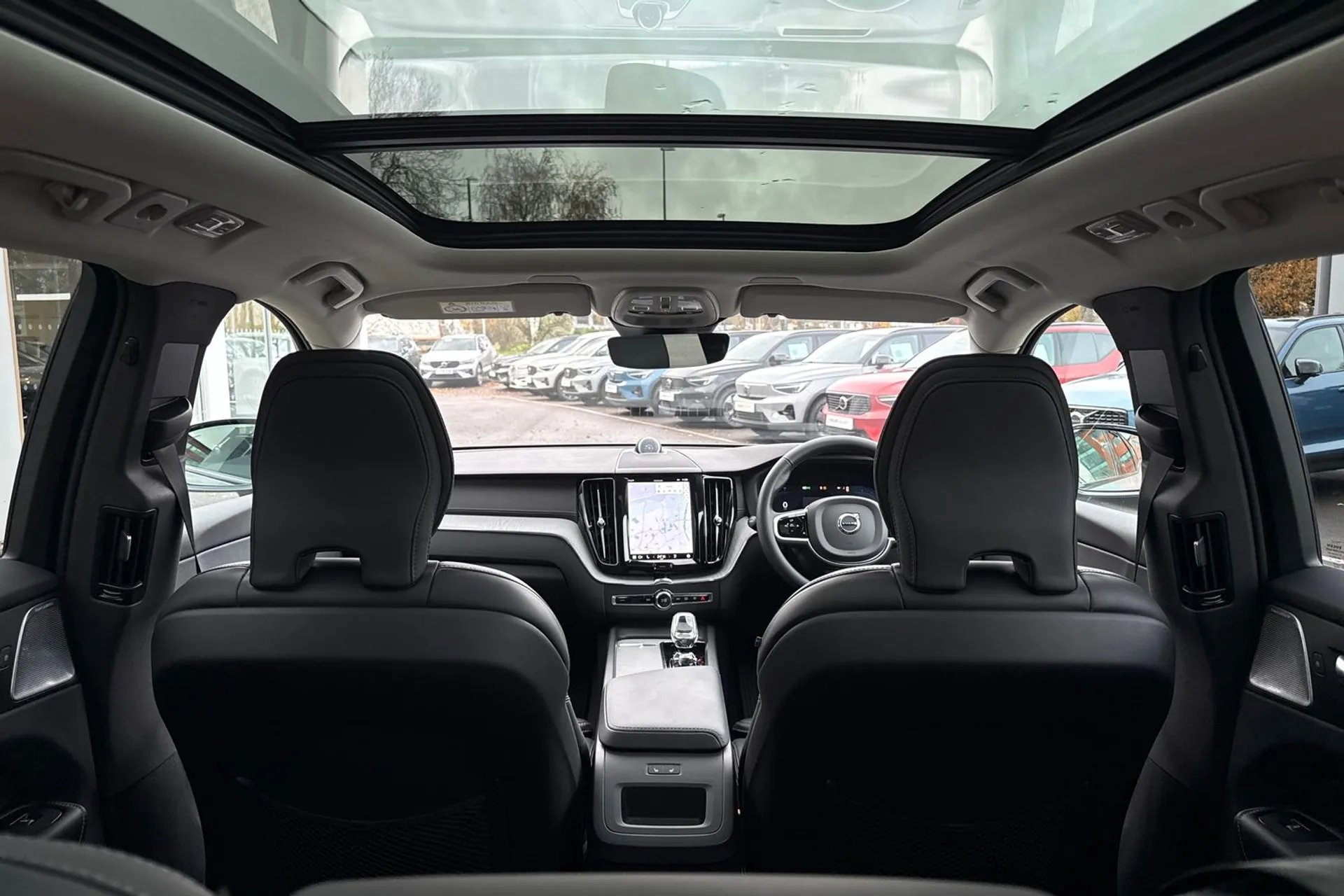 Volvo XC60 thumbnail image number 22