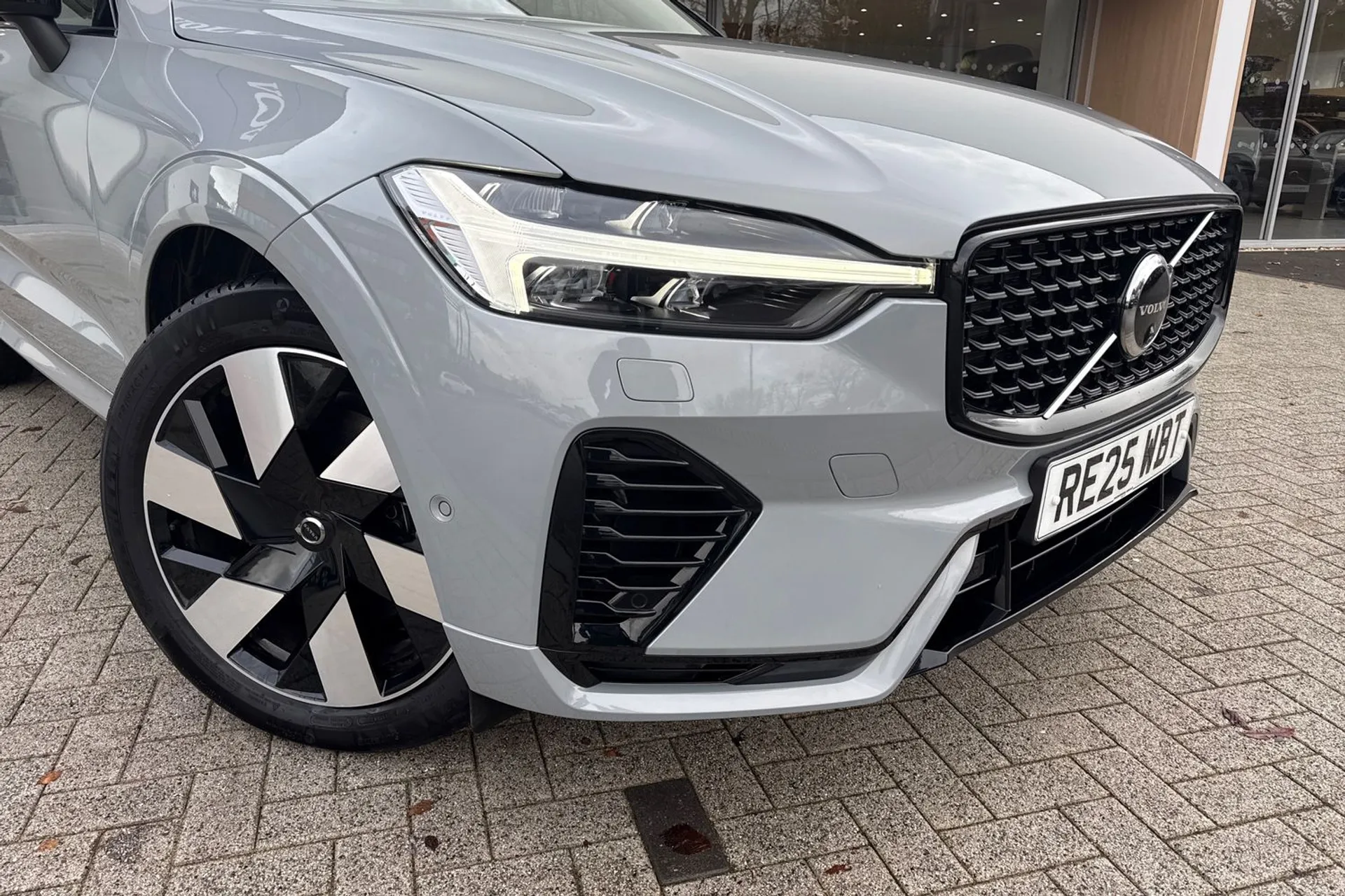 Volvo XC60 thumbnail image number 7