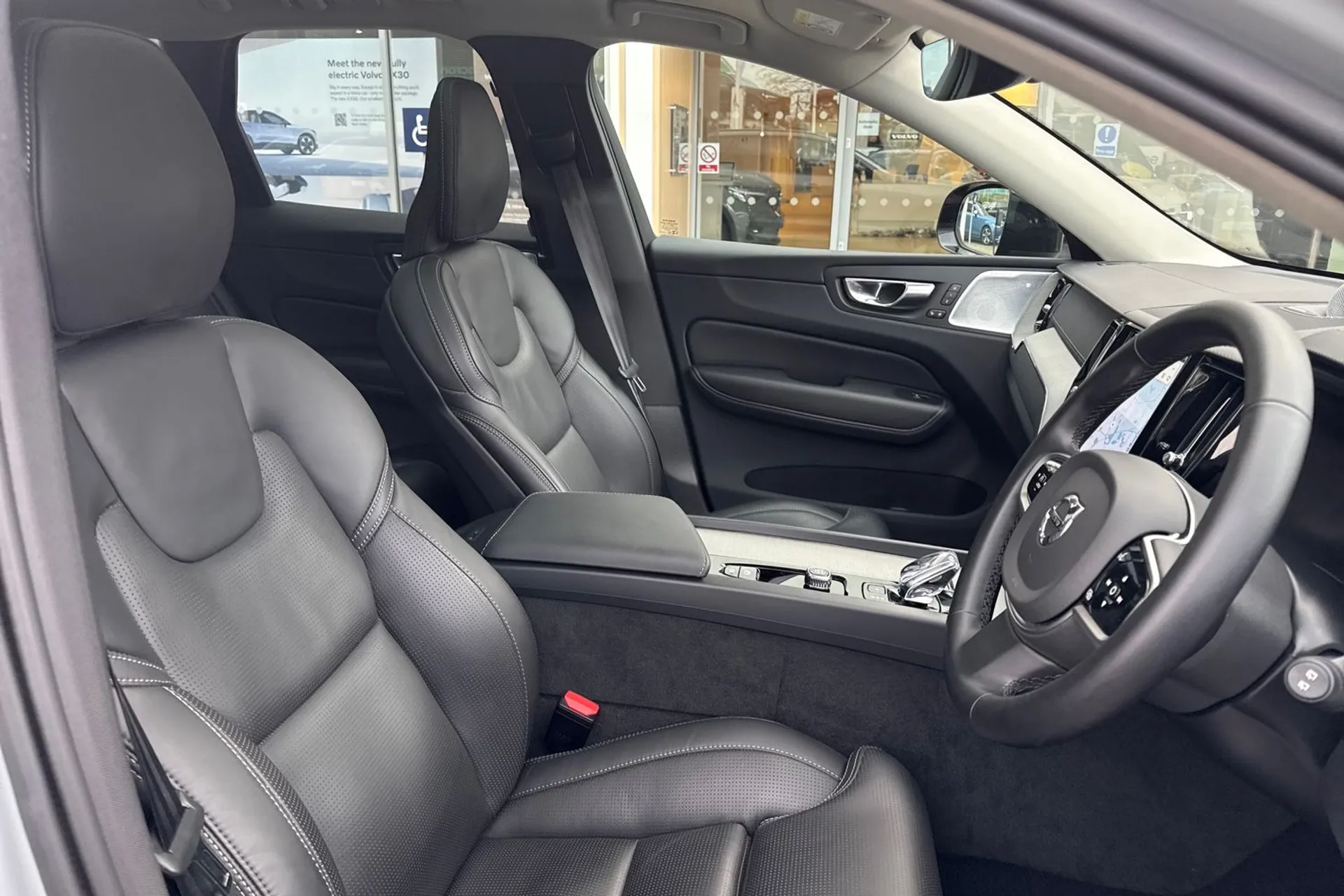 Volvo XC60 thumbnail image number 26