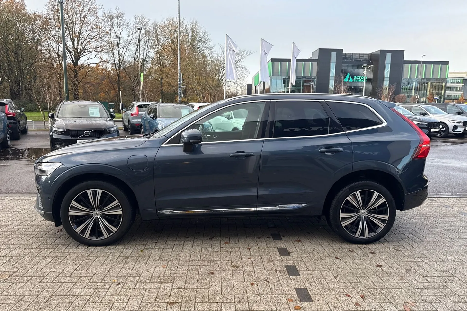 Volvo XC60 thumbnail image number 11