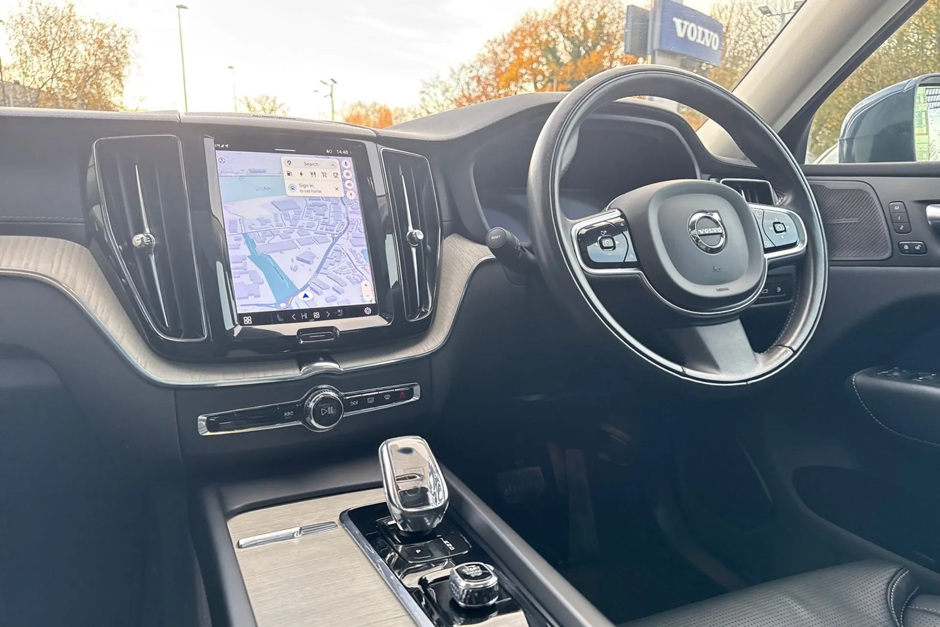 Volvo XC60 thumbnail image number 35