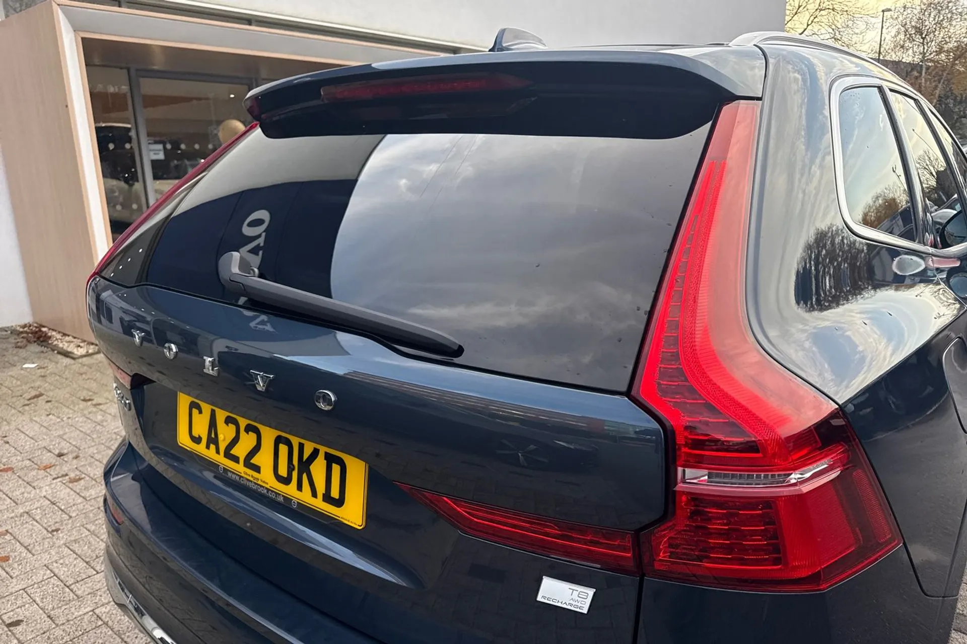 Volvo XC60 thumbnail image number 16