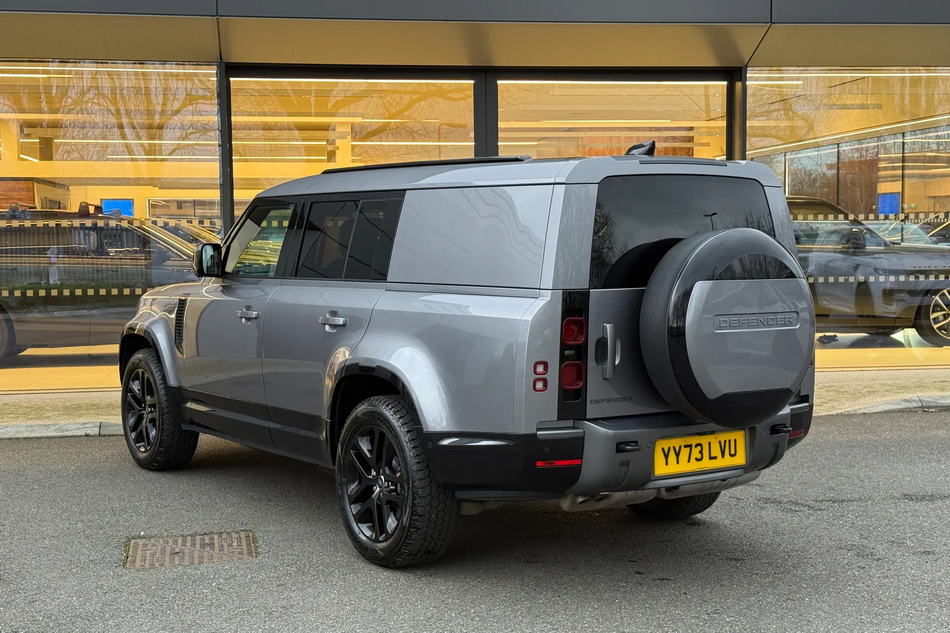 LAND ROVER DEFENDER thumbnail image number 59