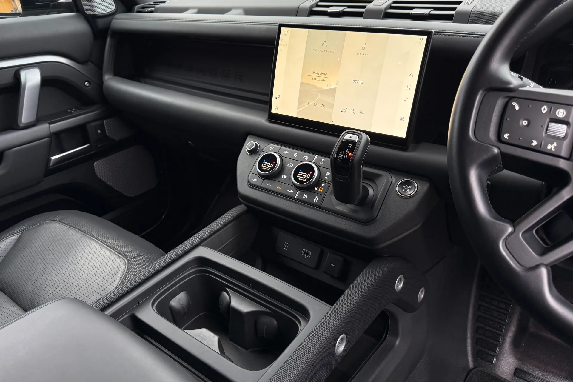 LAND ROVER DEFENDER thumbnail image number 19