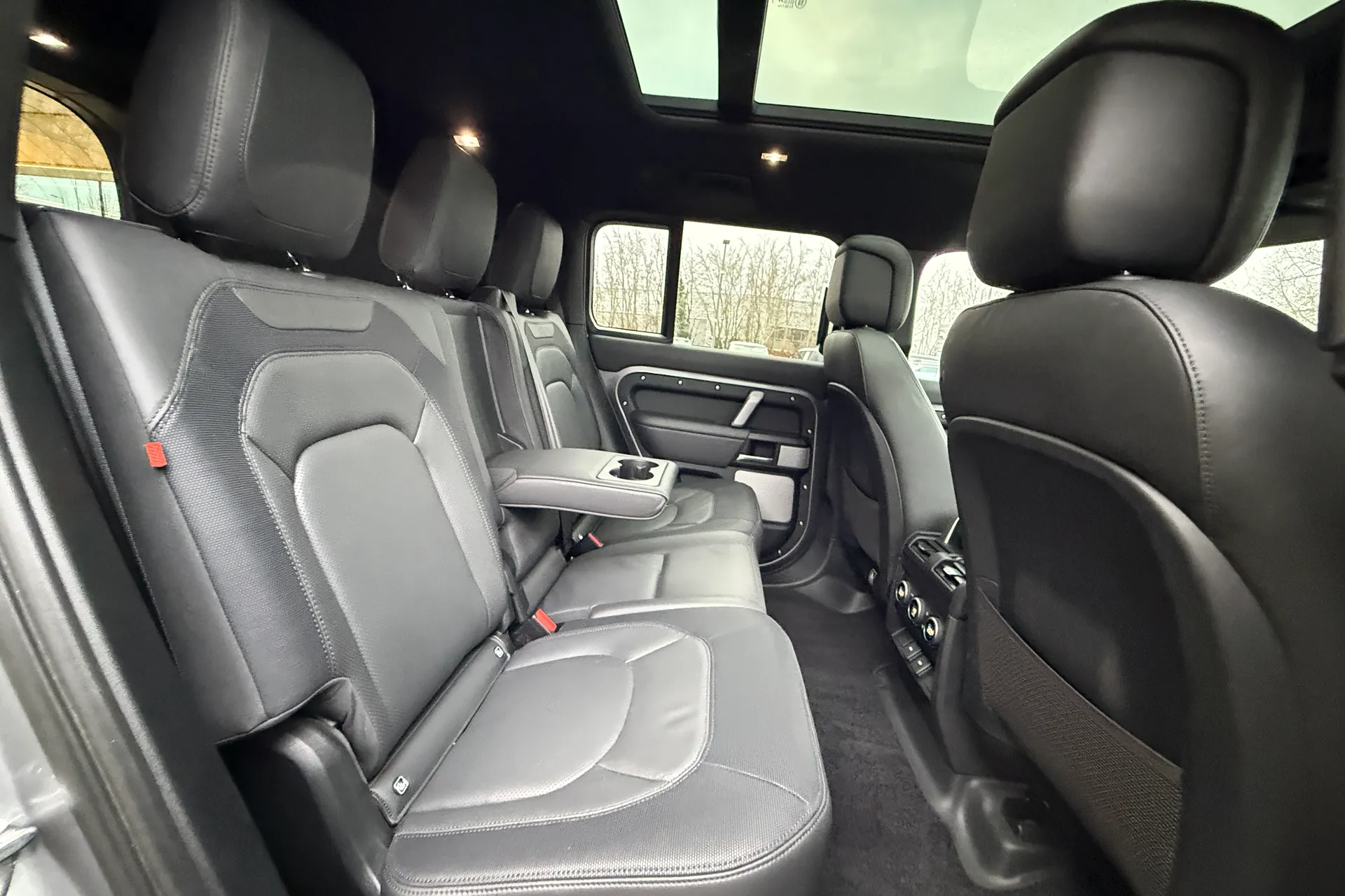 LAND ROVER DEFENDER thumbnail image number 42