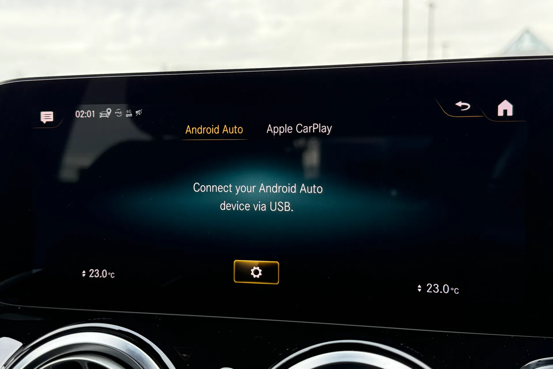 MERCEDES-BENZ GLB thumbnail image number 13