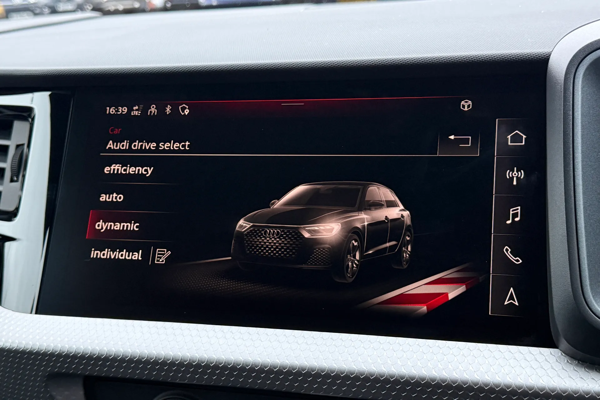 Audi A1 thumbnail image number 8