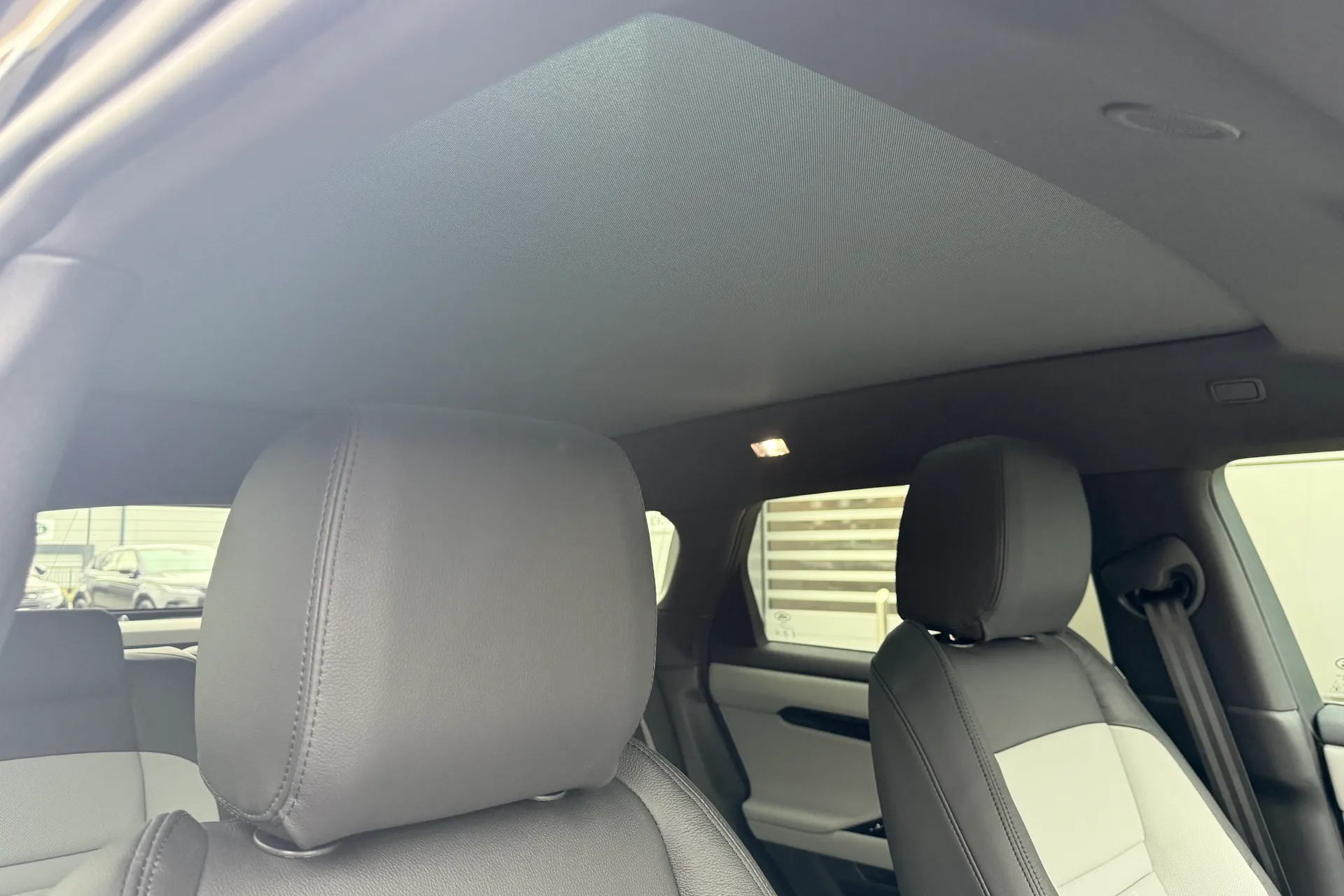 LAND ROVER RANGE ROVER EVOQUE thumbnail image number 8