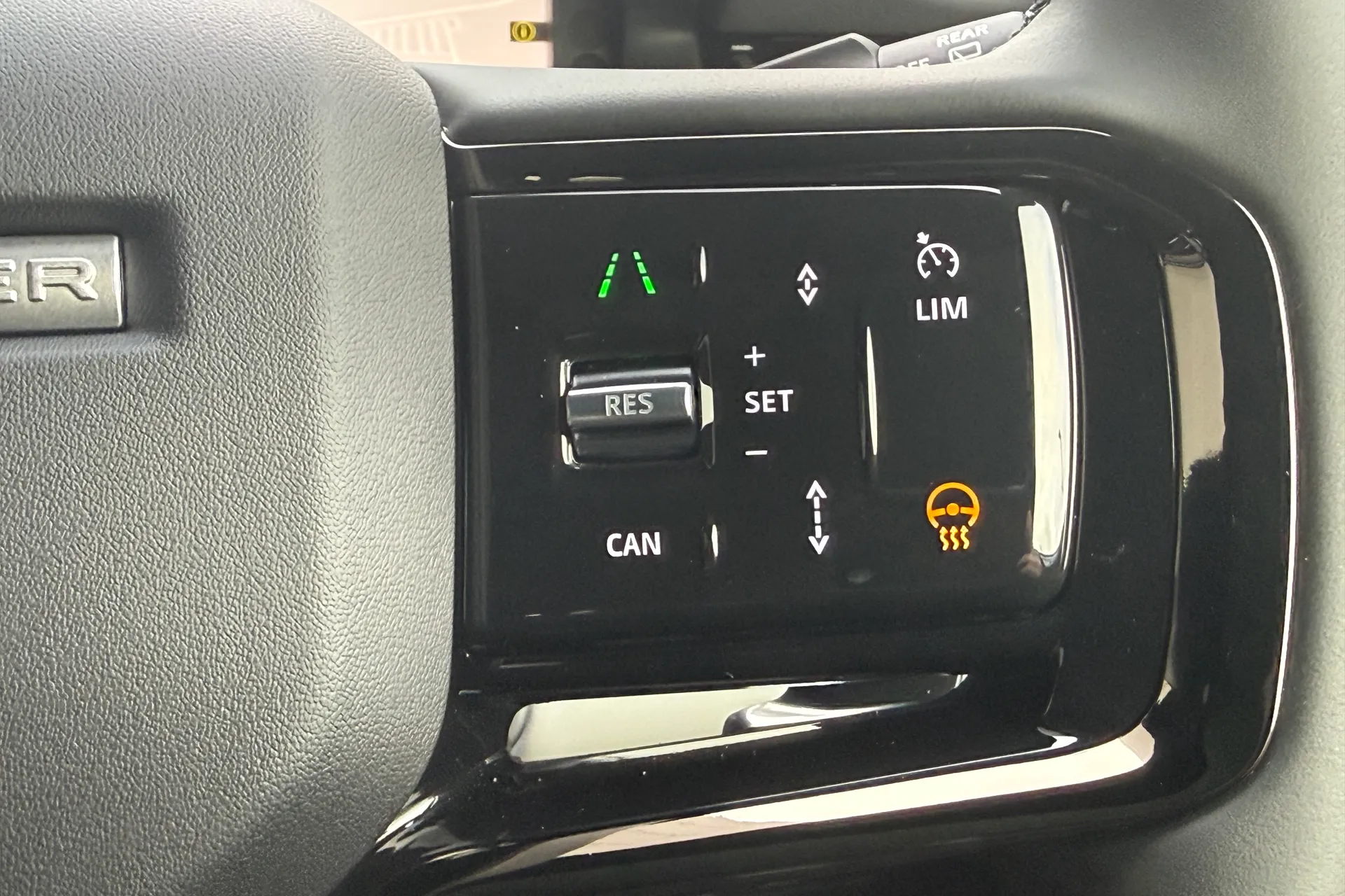 LAND ROVER RANGE ROVER EVOQUE thumbnail image number 31