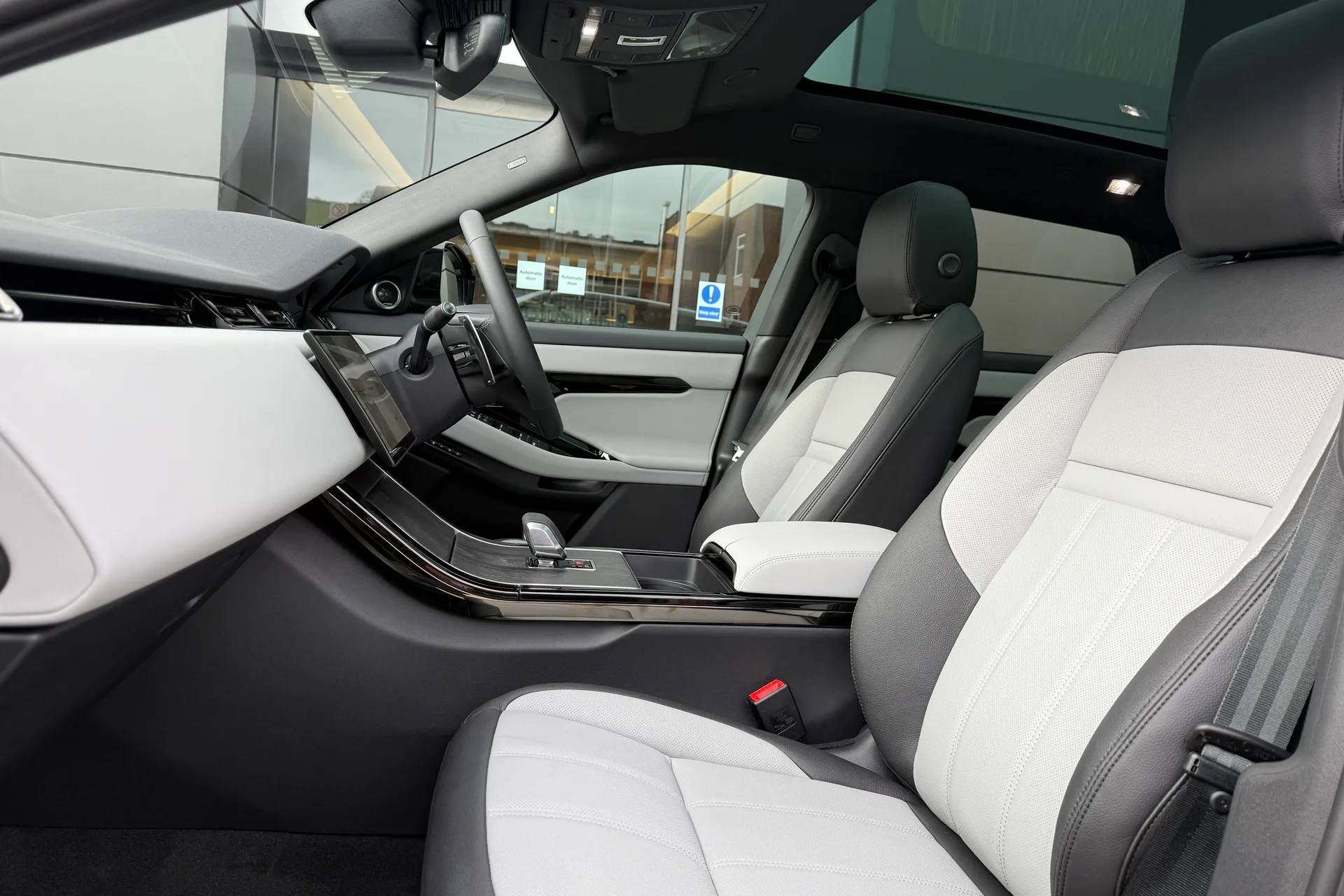 LAND ROVER RANGE ROVER EVOQUE thumbnail image number 58