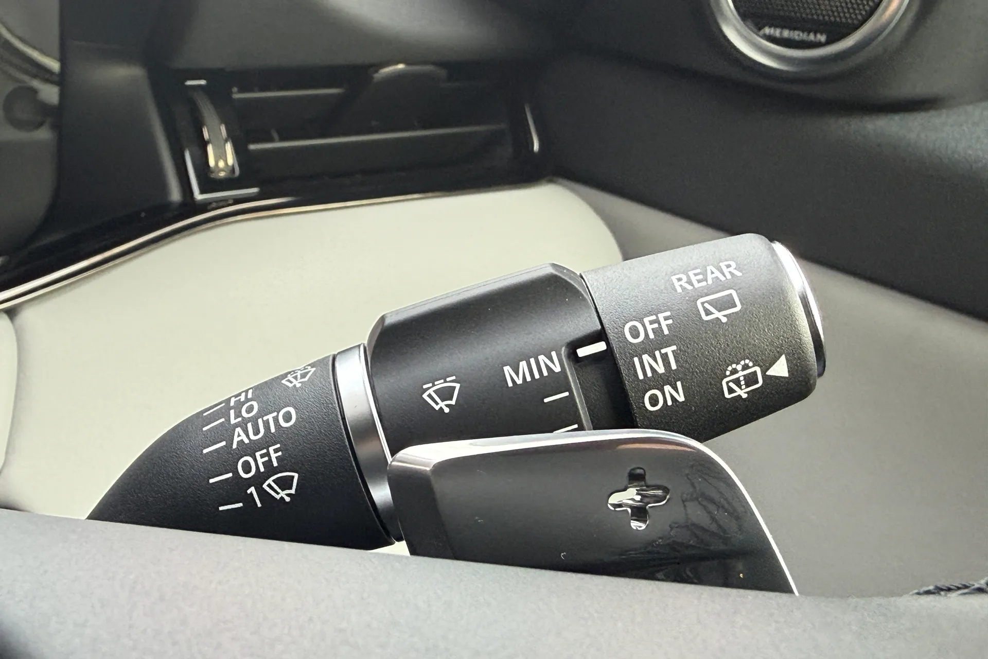 LAND ROVER RANGE ROVER EVOQUE thumbnail image number 59