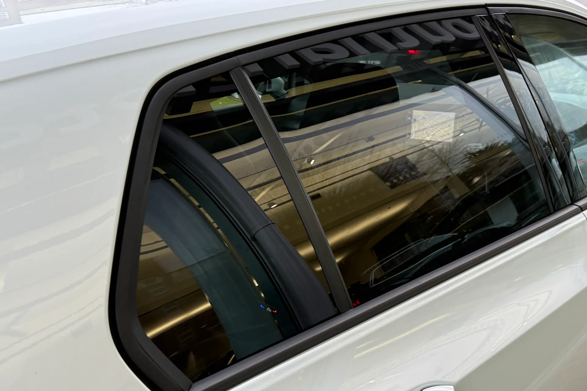 VOLKSWAGEN GOLF thumbnail image number 35