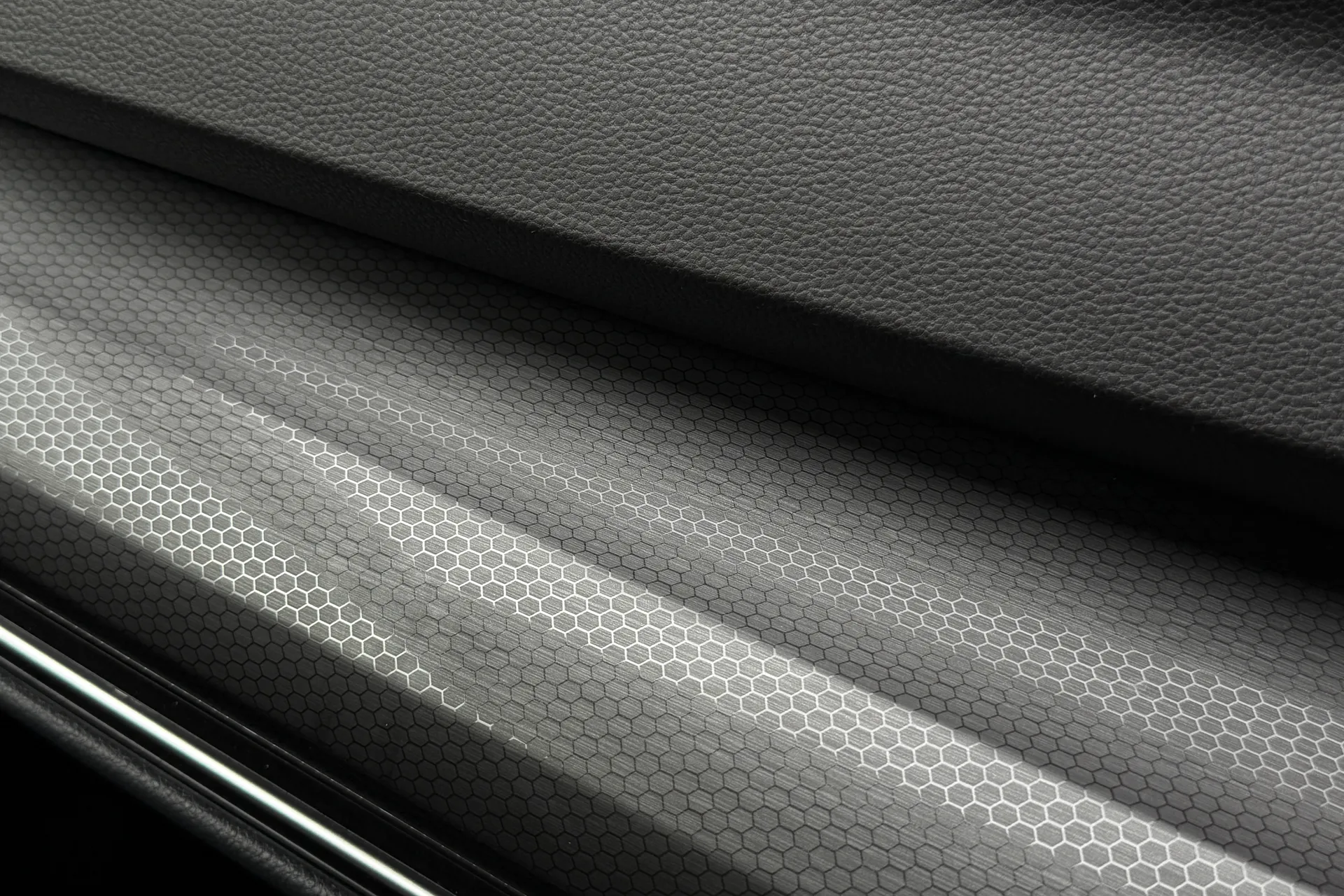 VOLKSWAGEN GOLF thumbnail image number 26