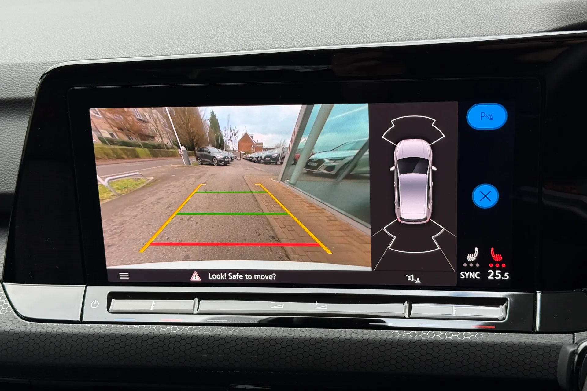 VOLKSWAGEN GOLF thumbnail image number 5