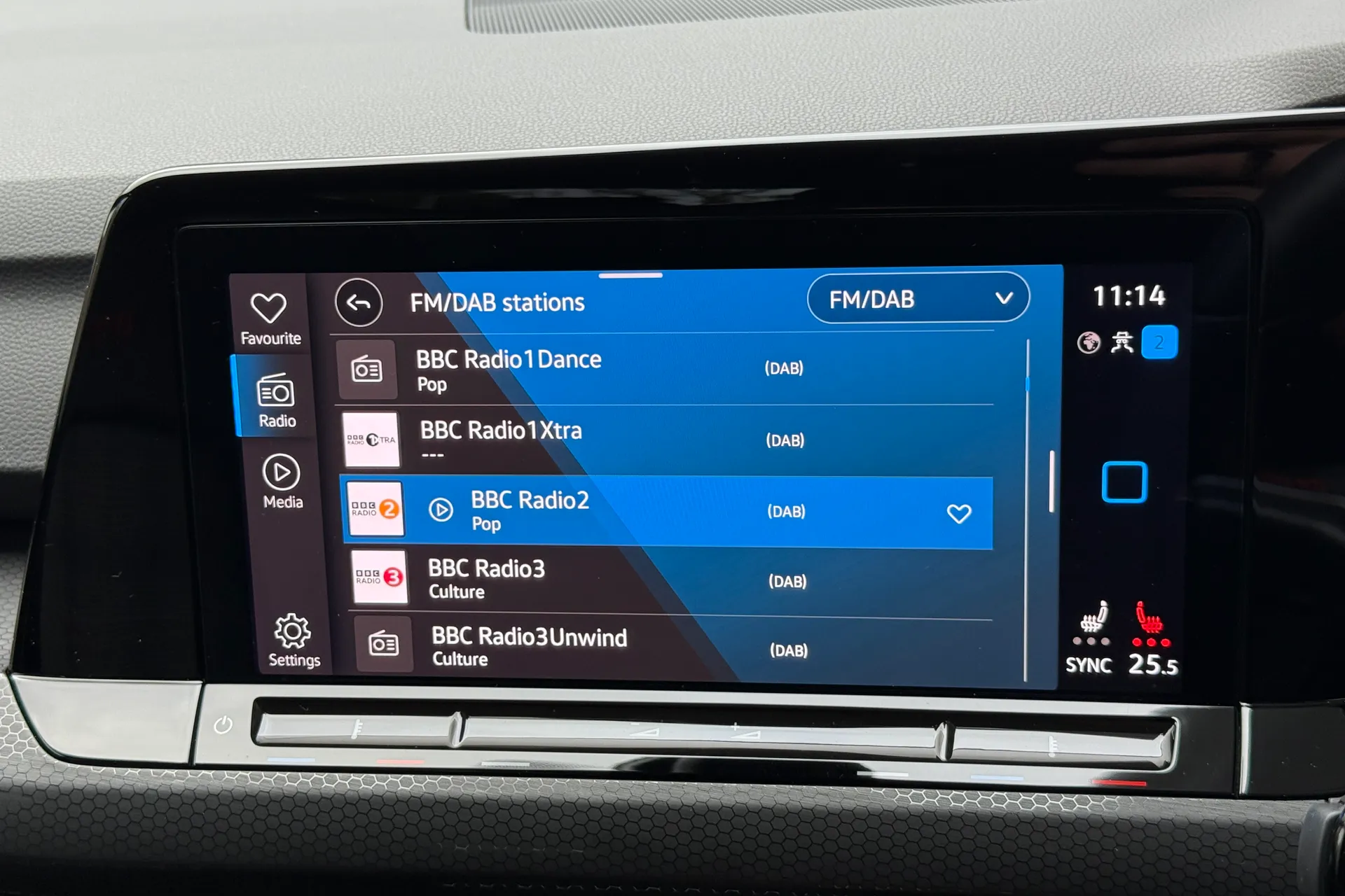 VOLKSWAGEN GOLF thumbnail image number 20