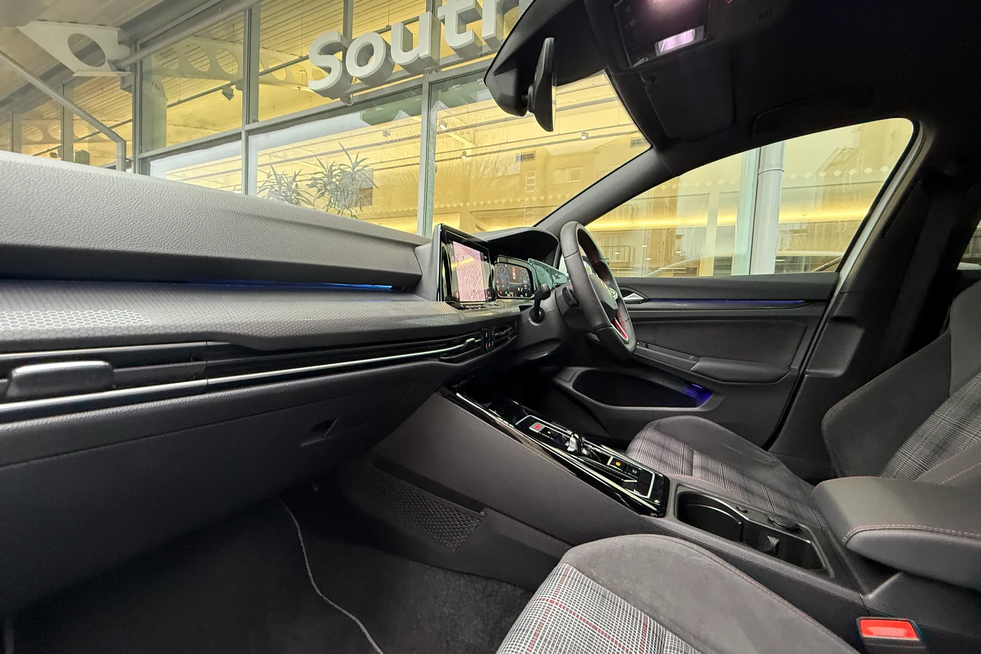 VOLKSWAGEN GOLF thumbnail image number 8